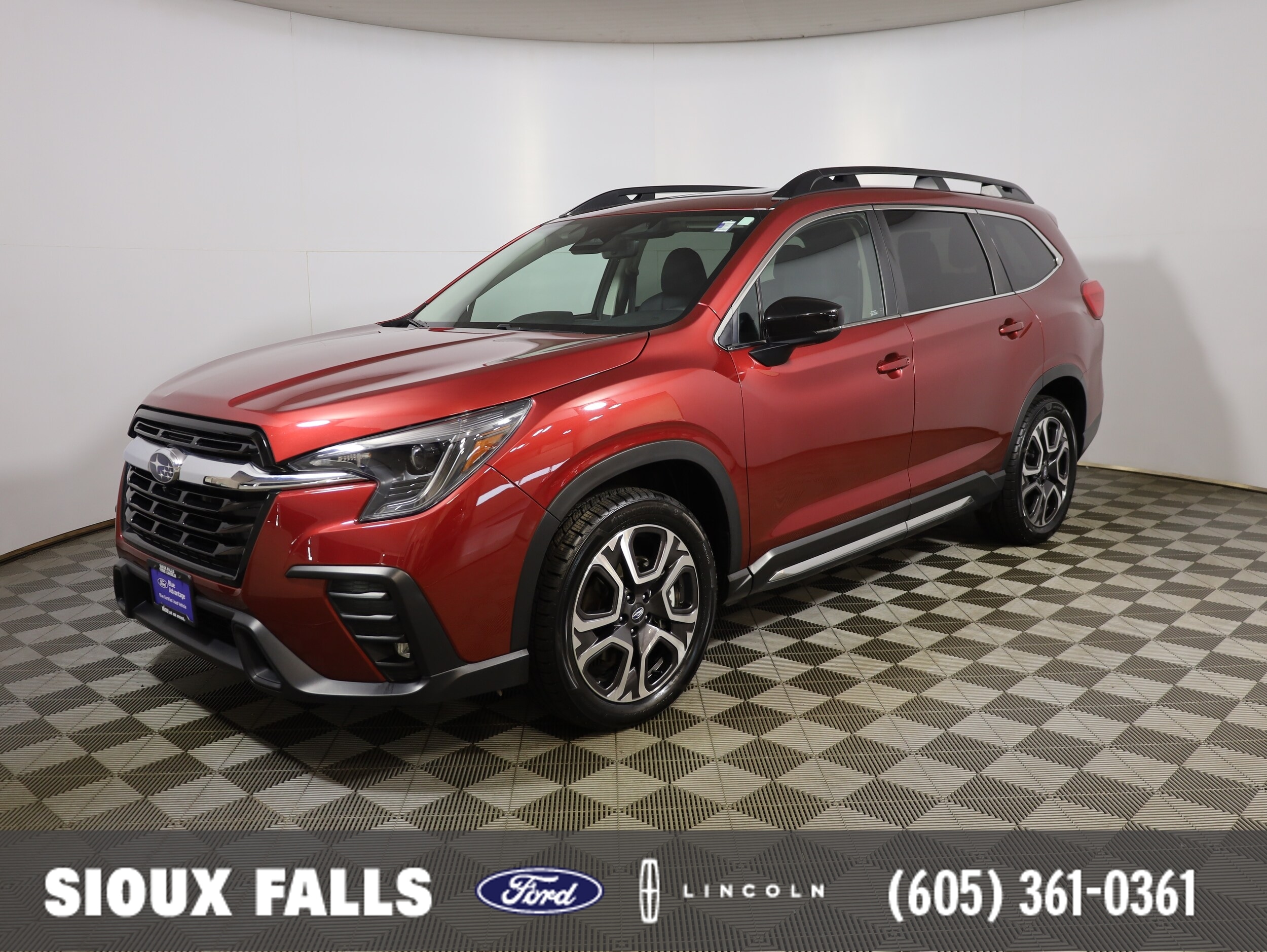 2024 Subaru Ascent Limited 7 Passenger's photo