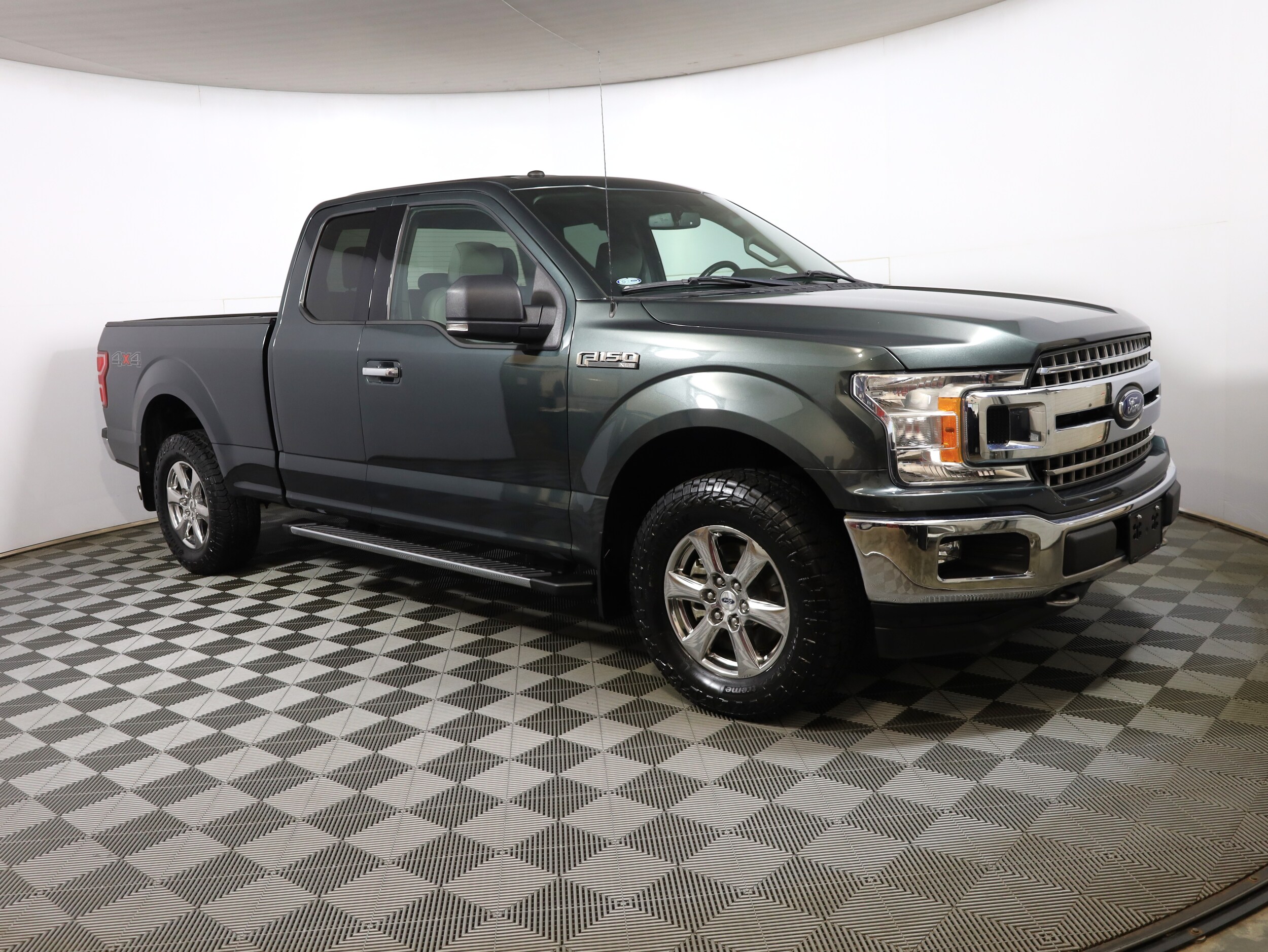 2018 Ford F-150 XLT photo 3