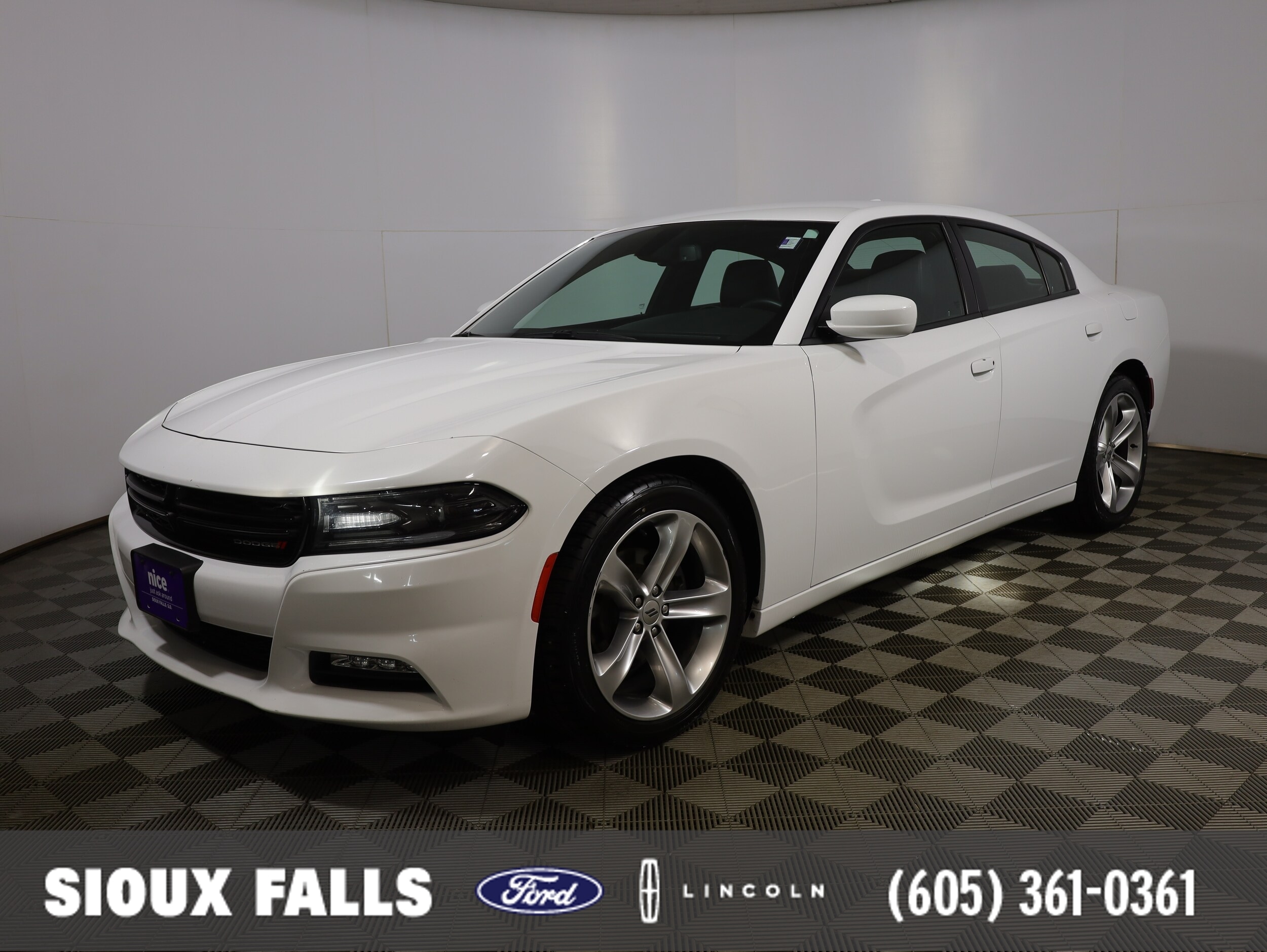 2018 Dodge Charger SXT Plus Premium's photo