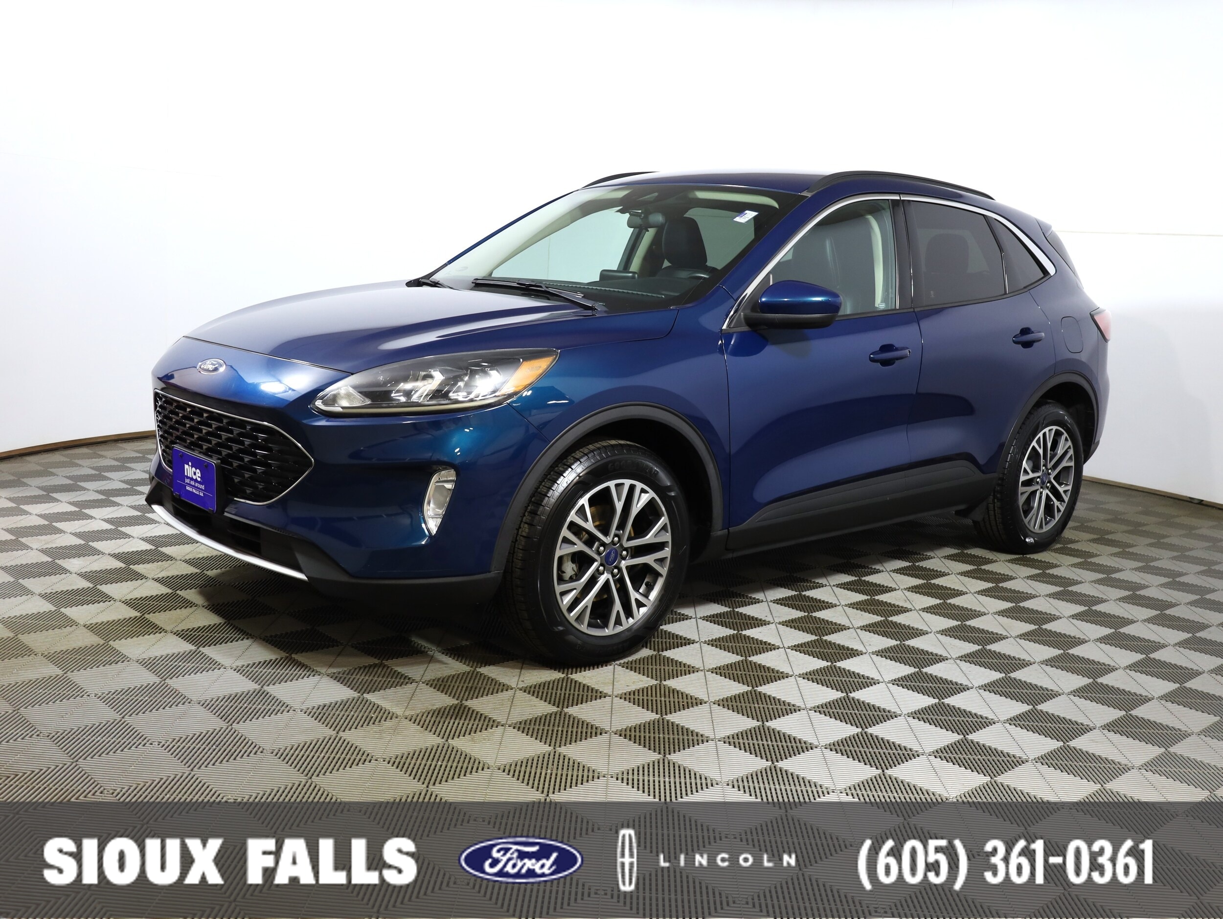 2020 Ford Escape SEL's photo