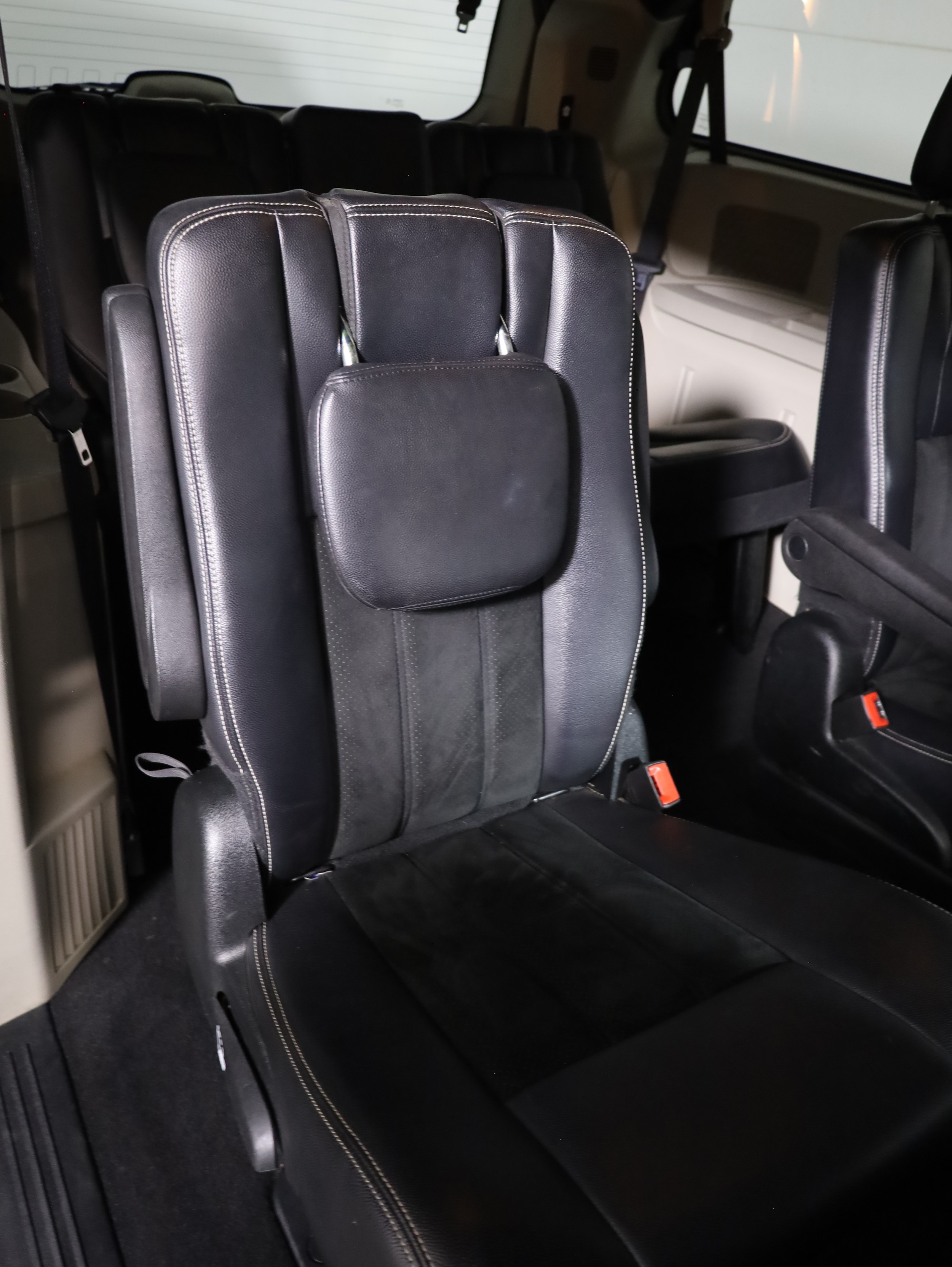 2017 Dodge Grand Caravan SXT - Photo 9