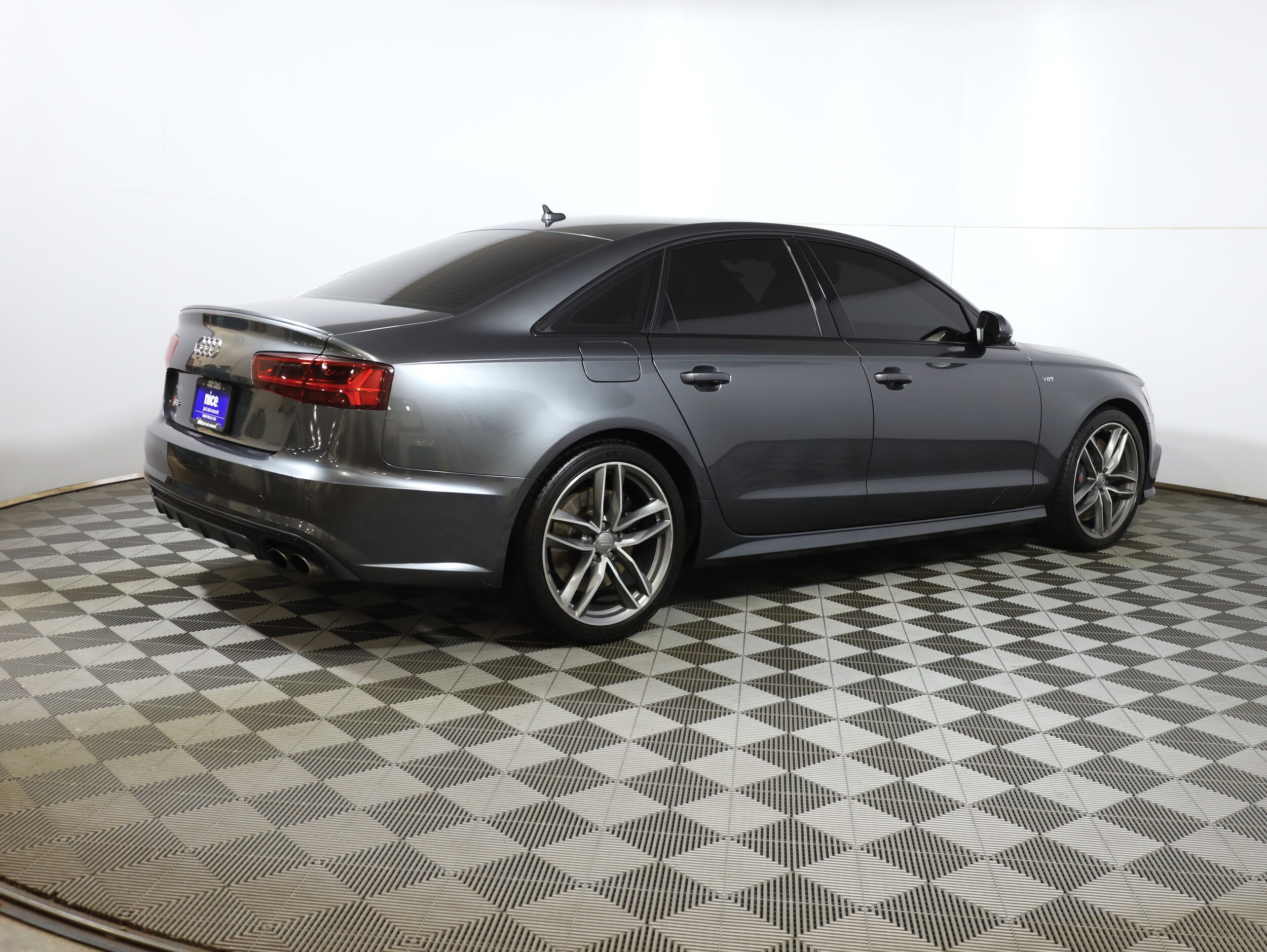 2016 Audi S6 Premium Plus photo 2