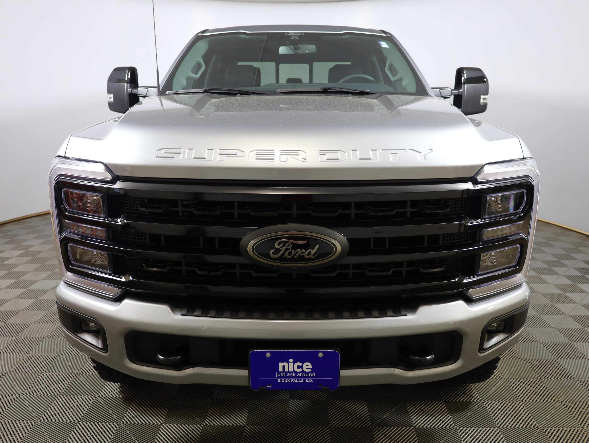 Used 2024 Ford F-250 Super Duty Lariat with VIN 1FT8W2BN5REC34799 for sale in Sioux Falls, SD