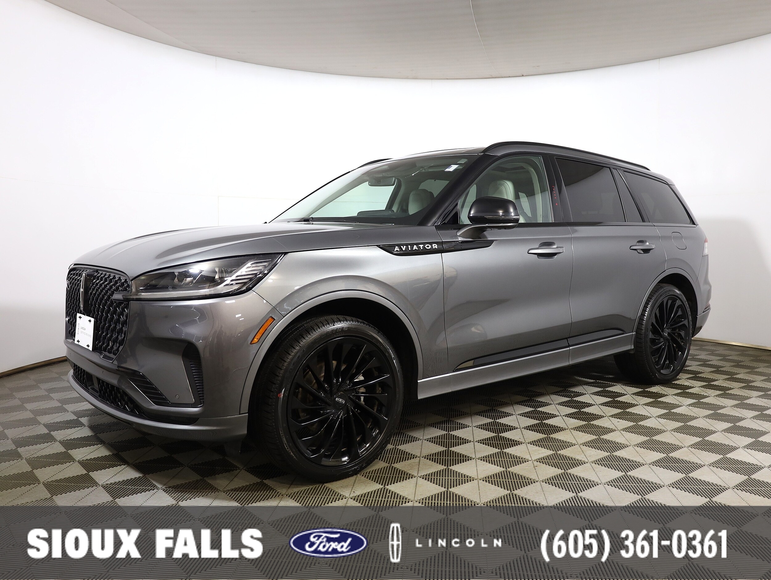 2025 Lincoln Aviator Reserve AWD's photo