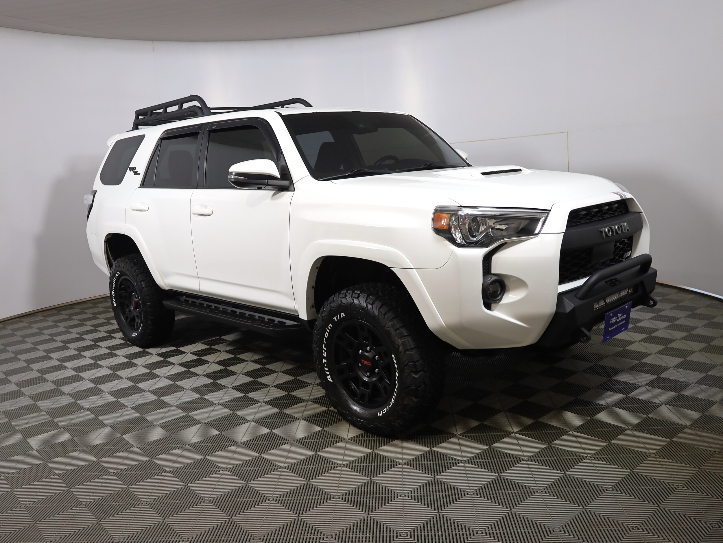 2021 Toyota 4Runner TRD Off-Road Premium photo 3