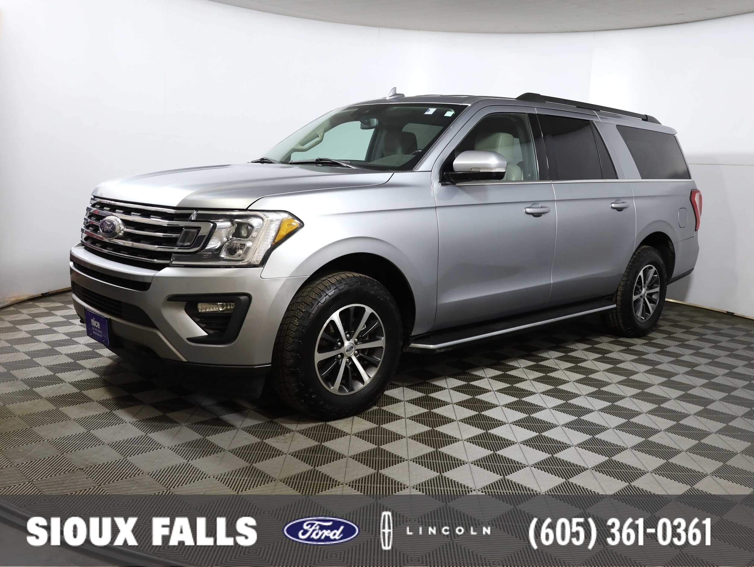 2020 Ford Expedition XLT's photo