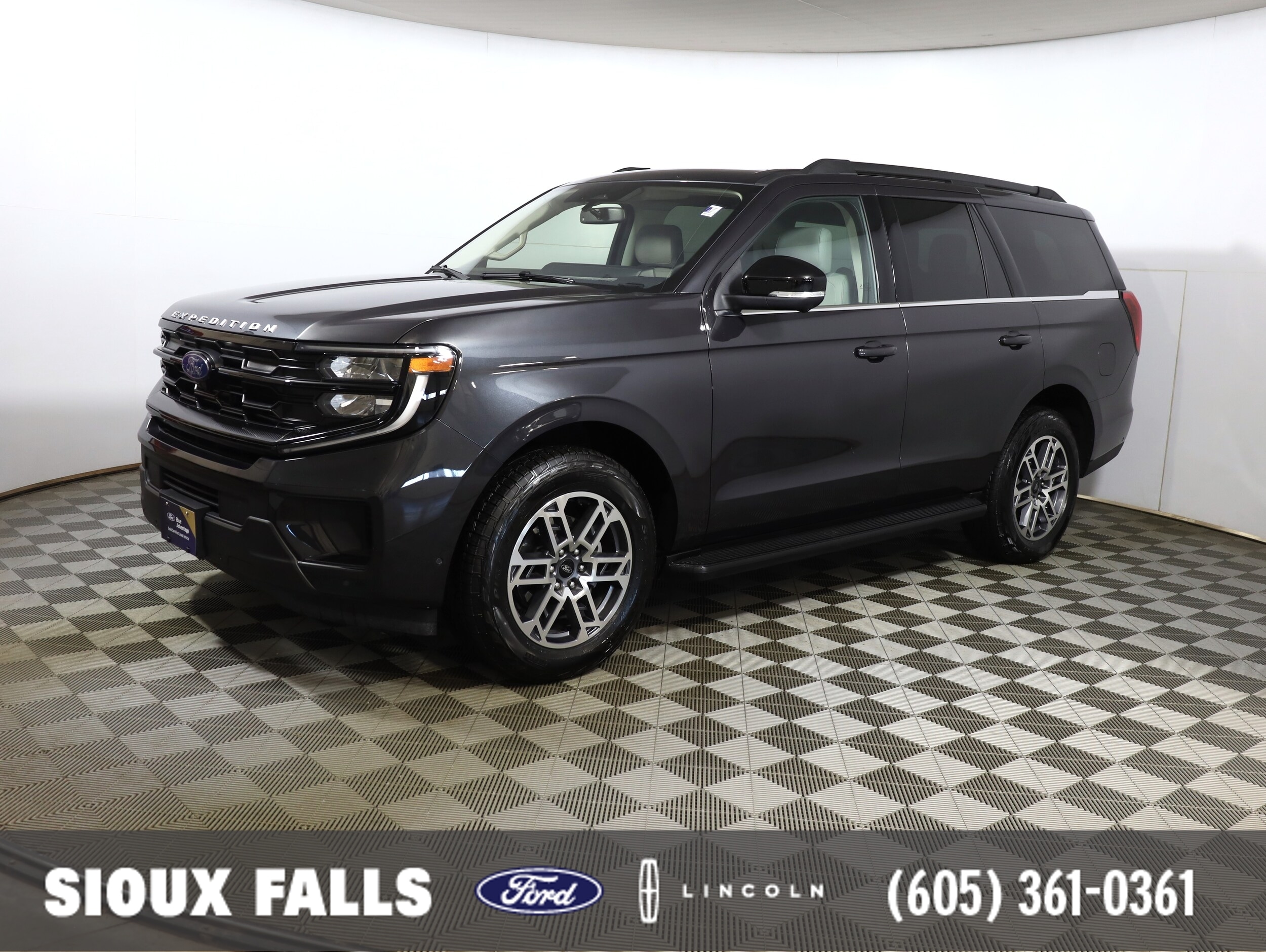 2025 Ford Expedition Active 4WD