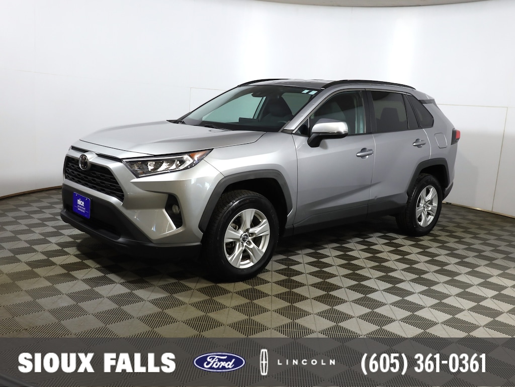 Used 2020 Toyota RAV4 XLE SUV