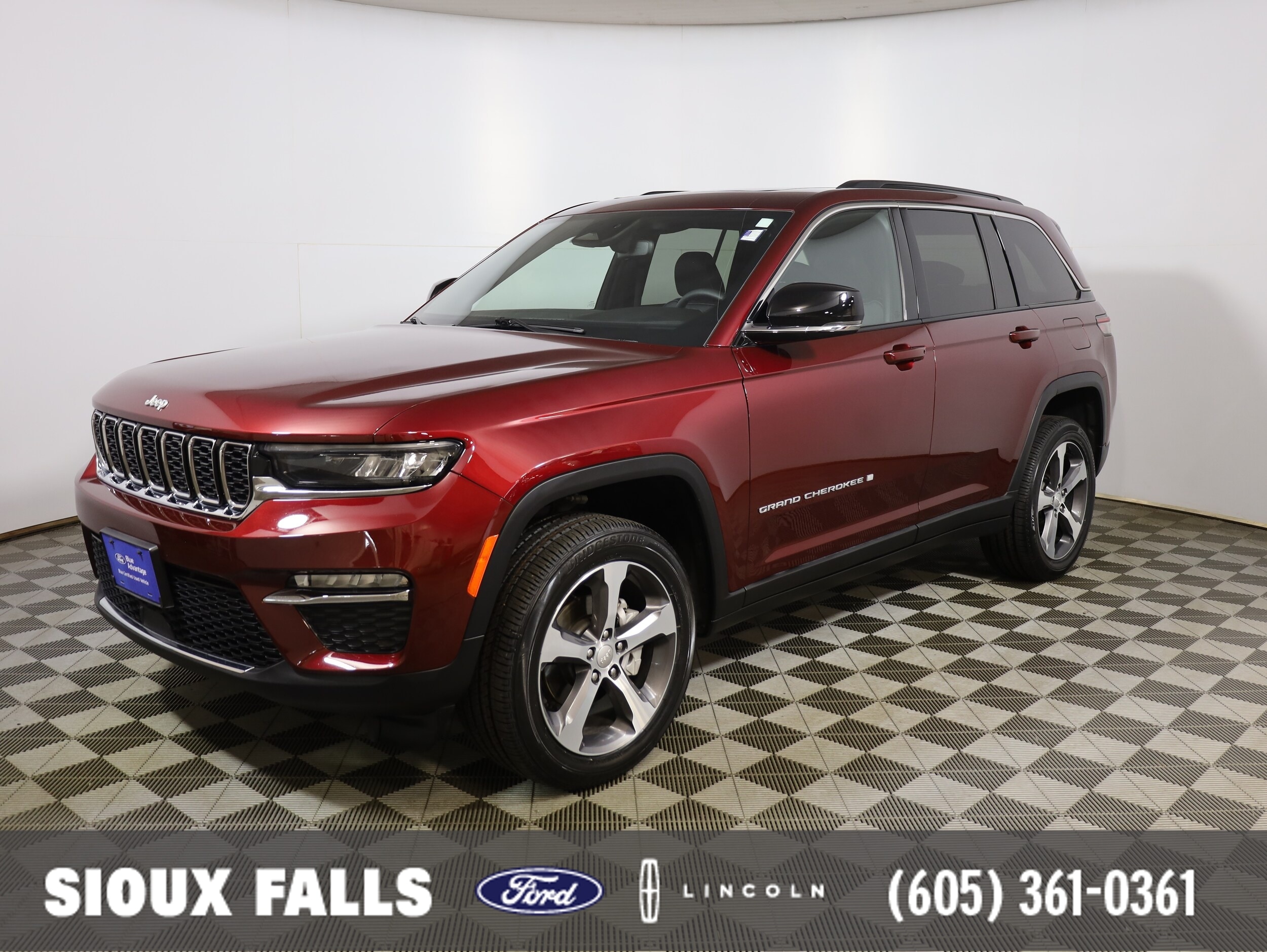 2024 Jeep Grand Cherokee Limited 4x4's photo