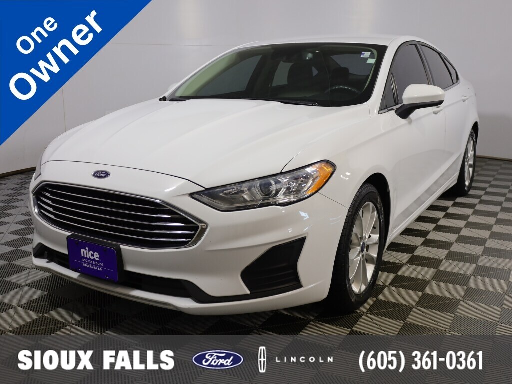 Used 2019 Ford Fusion SE Sedan