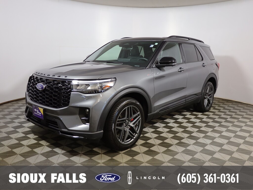 Used 2025 Ford Explorer ST-Line SUV