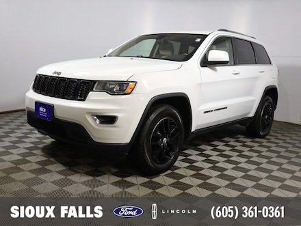 2018 Jeep Grand Cherokee Laredo SUV 2018 Jeep Grand Cherokee Laredo SUV