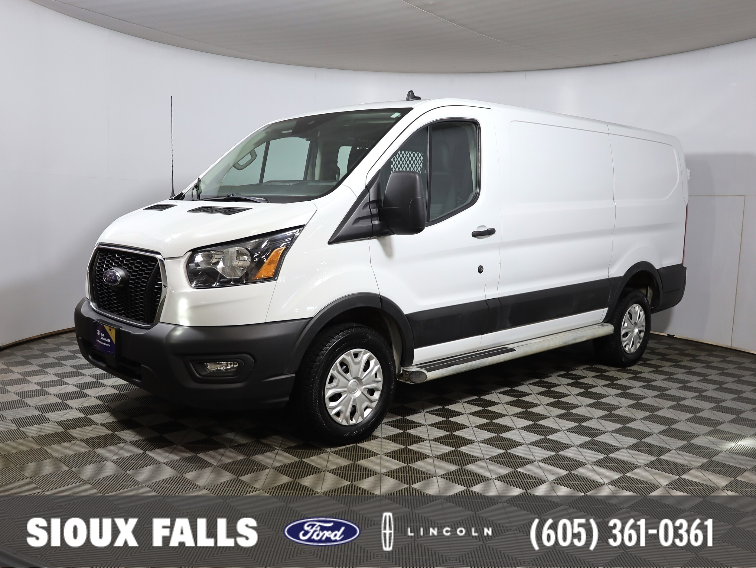 2024 Ford Transit Van Base's photo