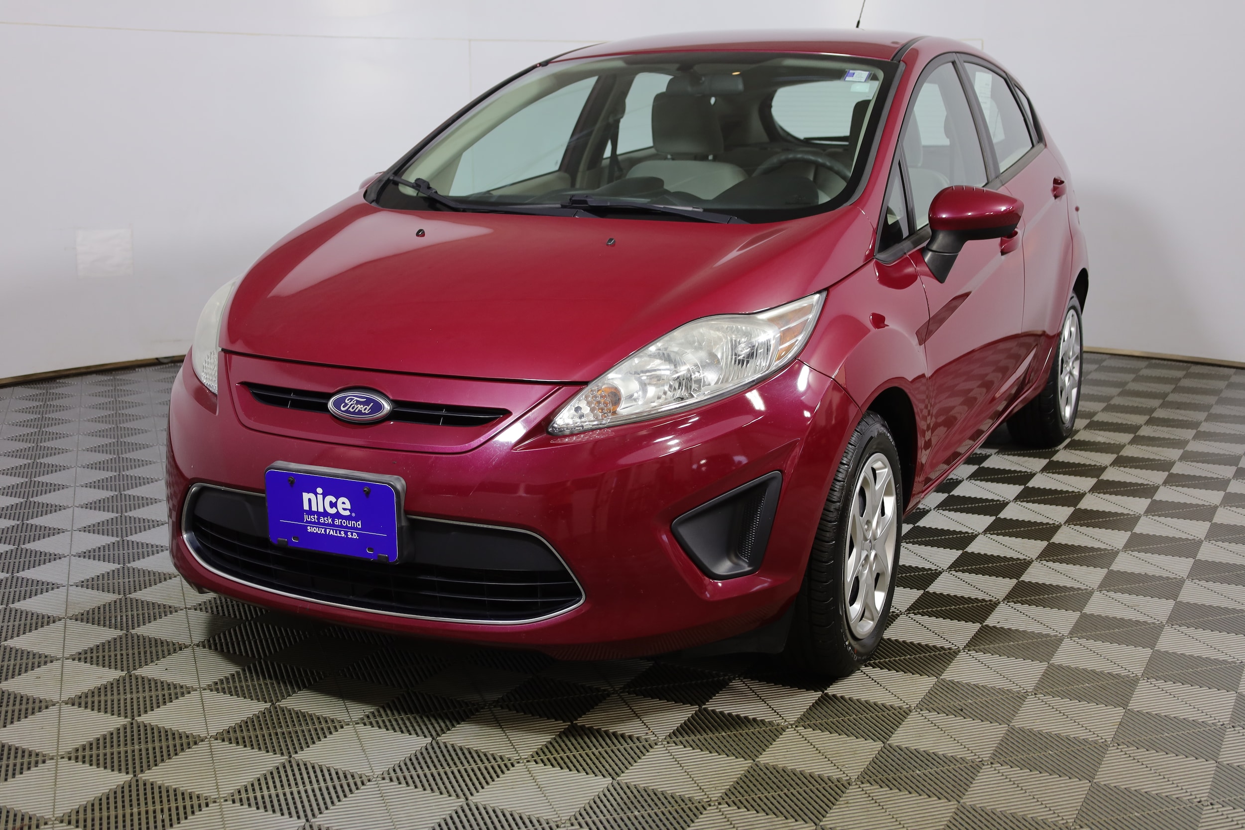 Used 2011 Ford Fiesta SE with VIN 3FADP4EJ6BM131879 for sale in Sioux Falls, SD