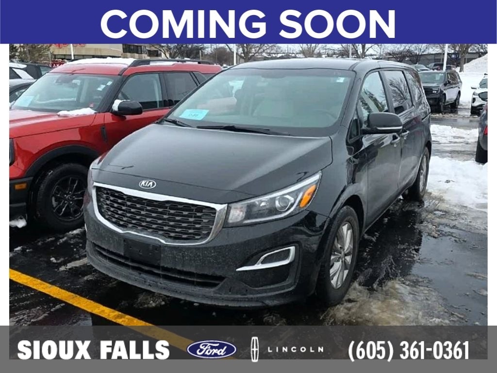 2020 Kia Sedona LX's photo