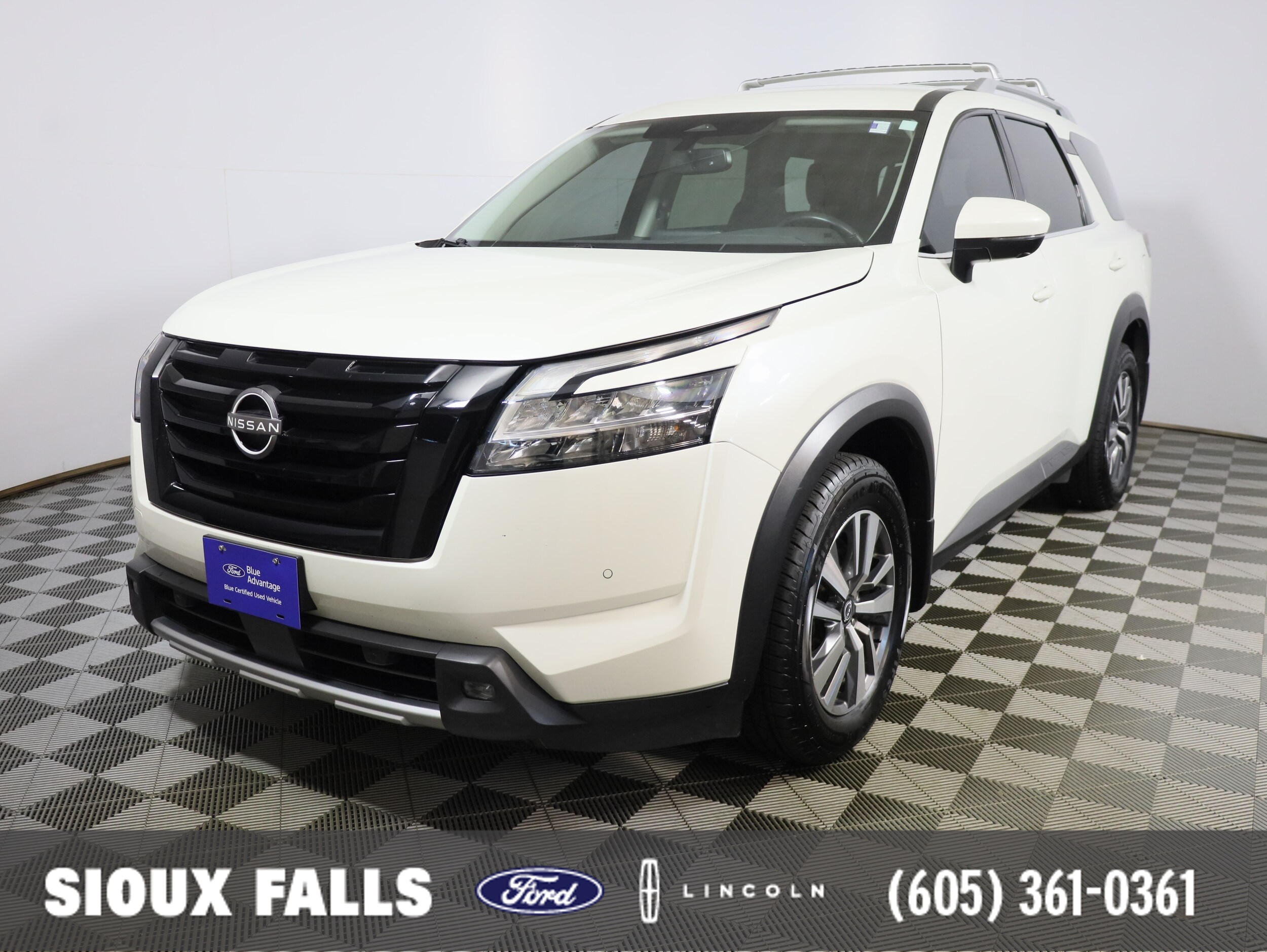  Nissan Pathfinder