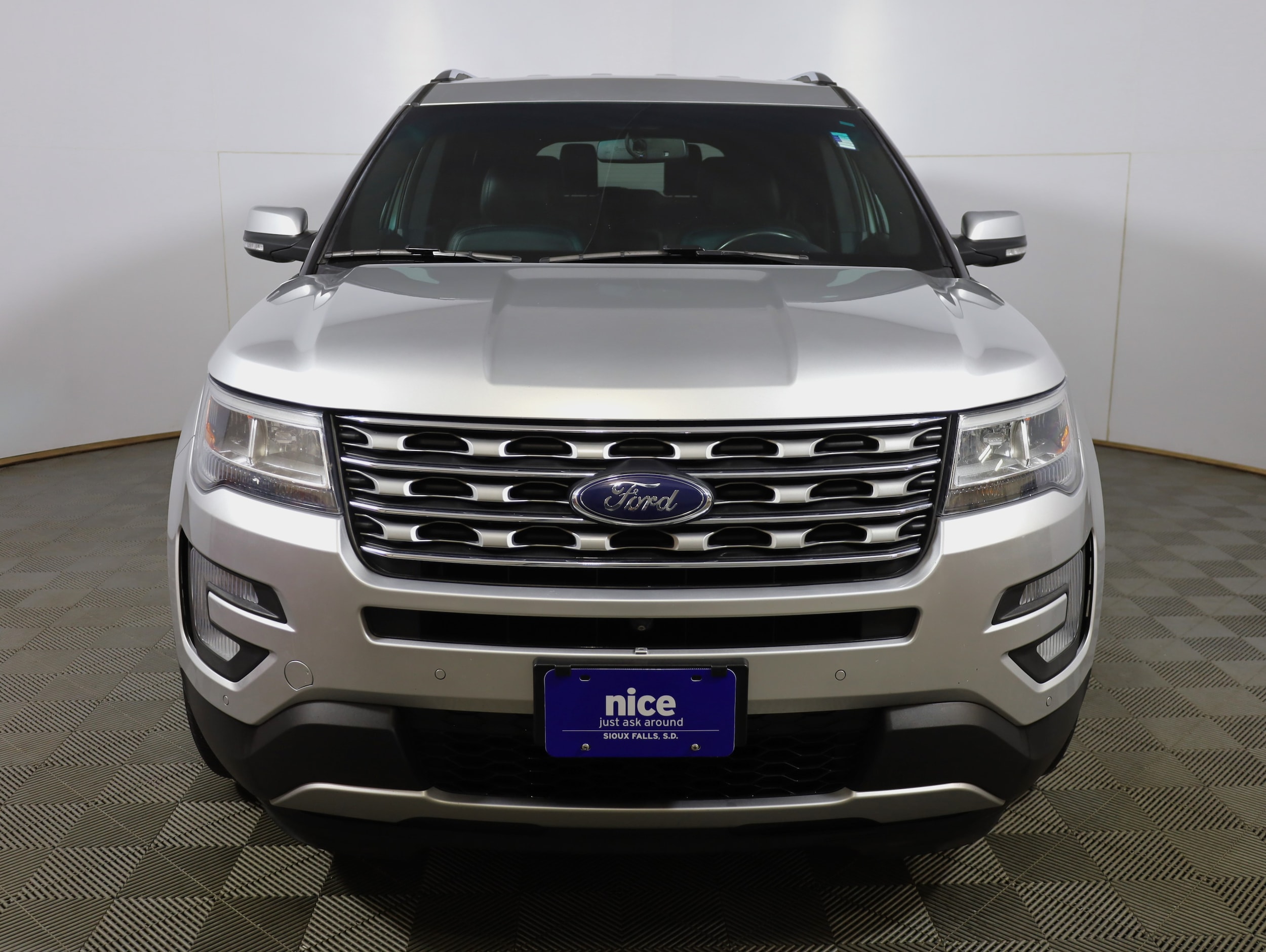 Used 2016 Ford Explorer Limited with VIN 1FM5K8F83GGC89688 for sale in Sioux Falls, SD