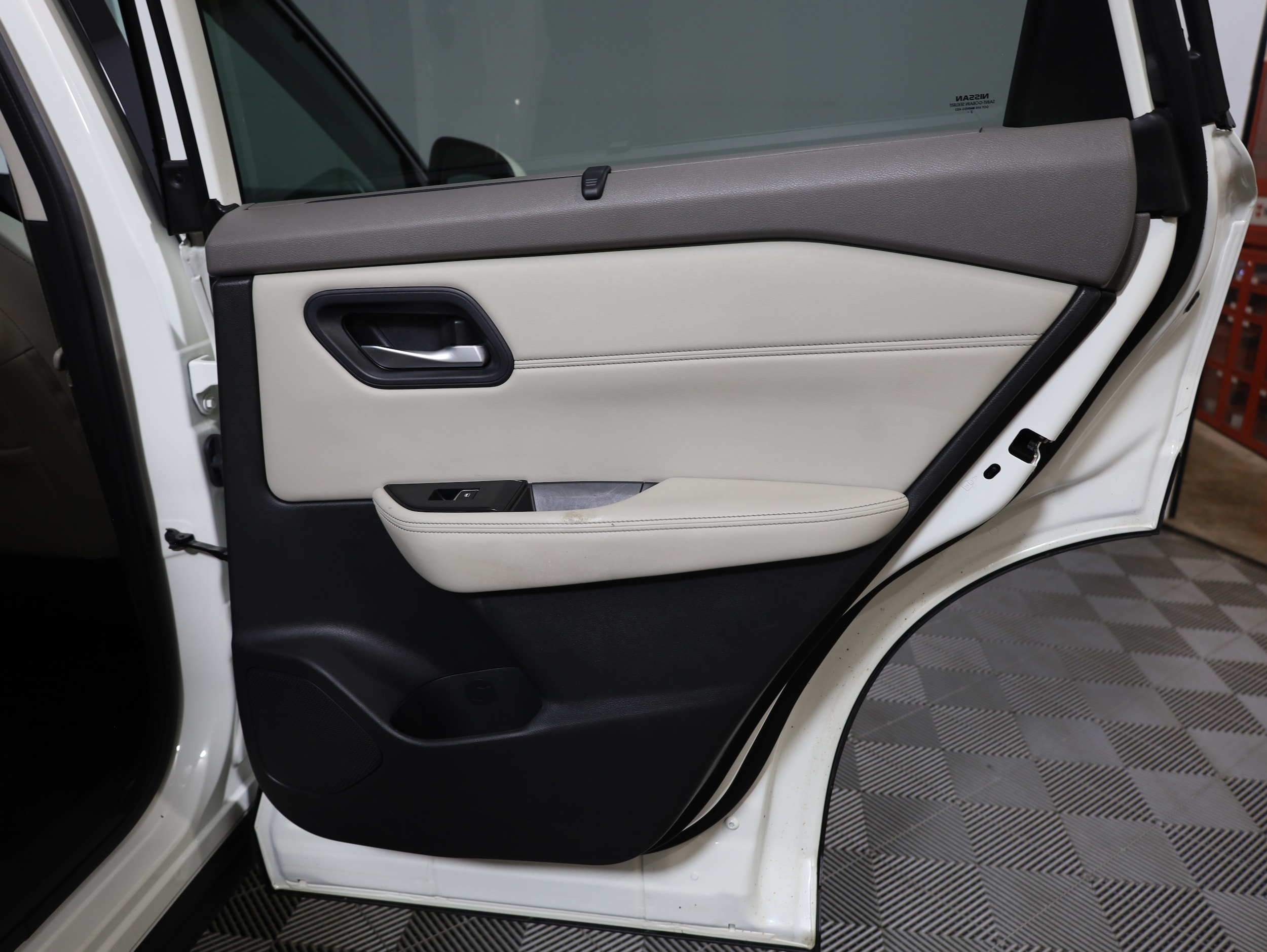 2023 Nissan Rogue SL - Photo 37