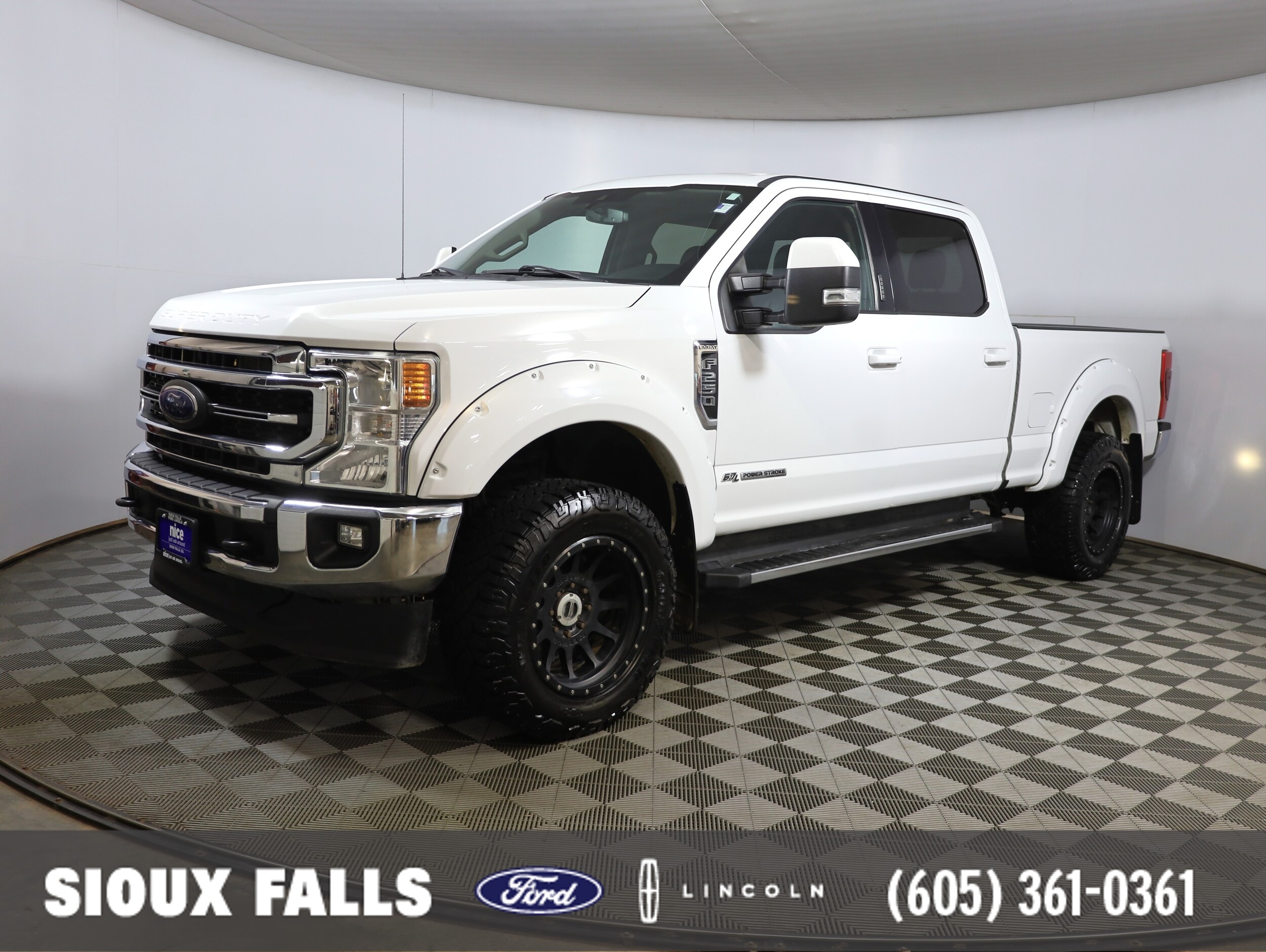 2021 Ford F-250 Super Duty Lariat's photo