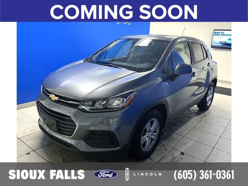 2020 Chevrolet Trax LS's photo