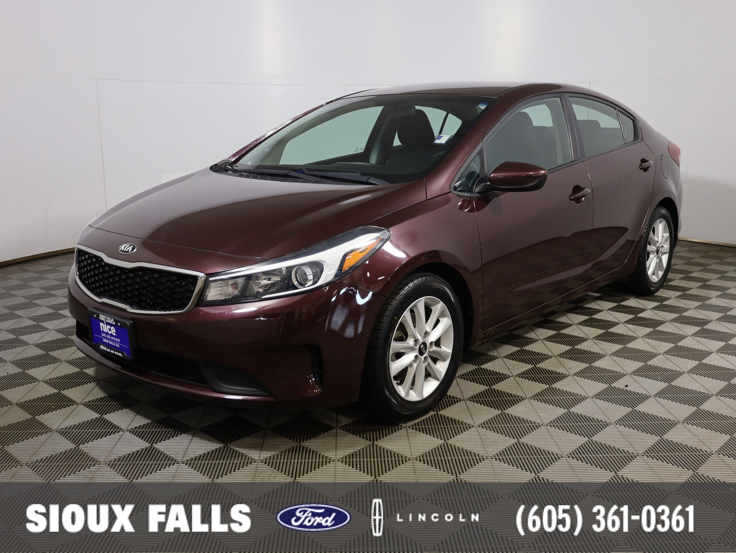 2017 Kia Forte LX AT's photo