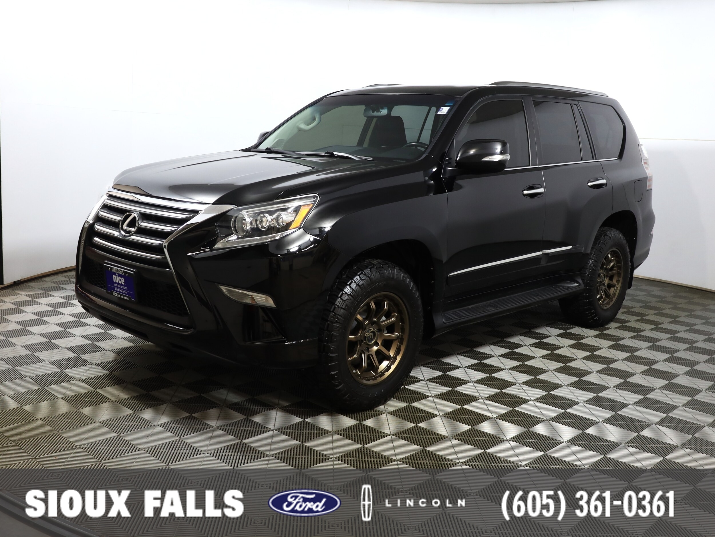 2014 Lexus GX Base's photo
