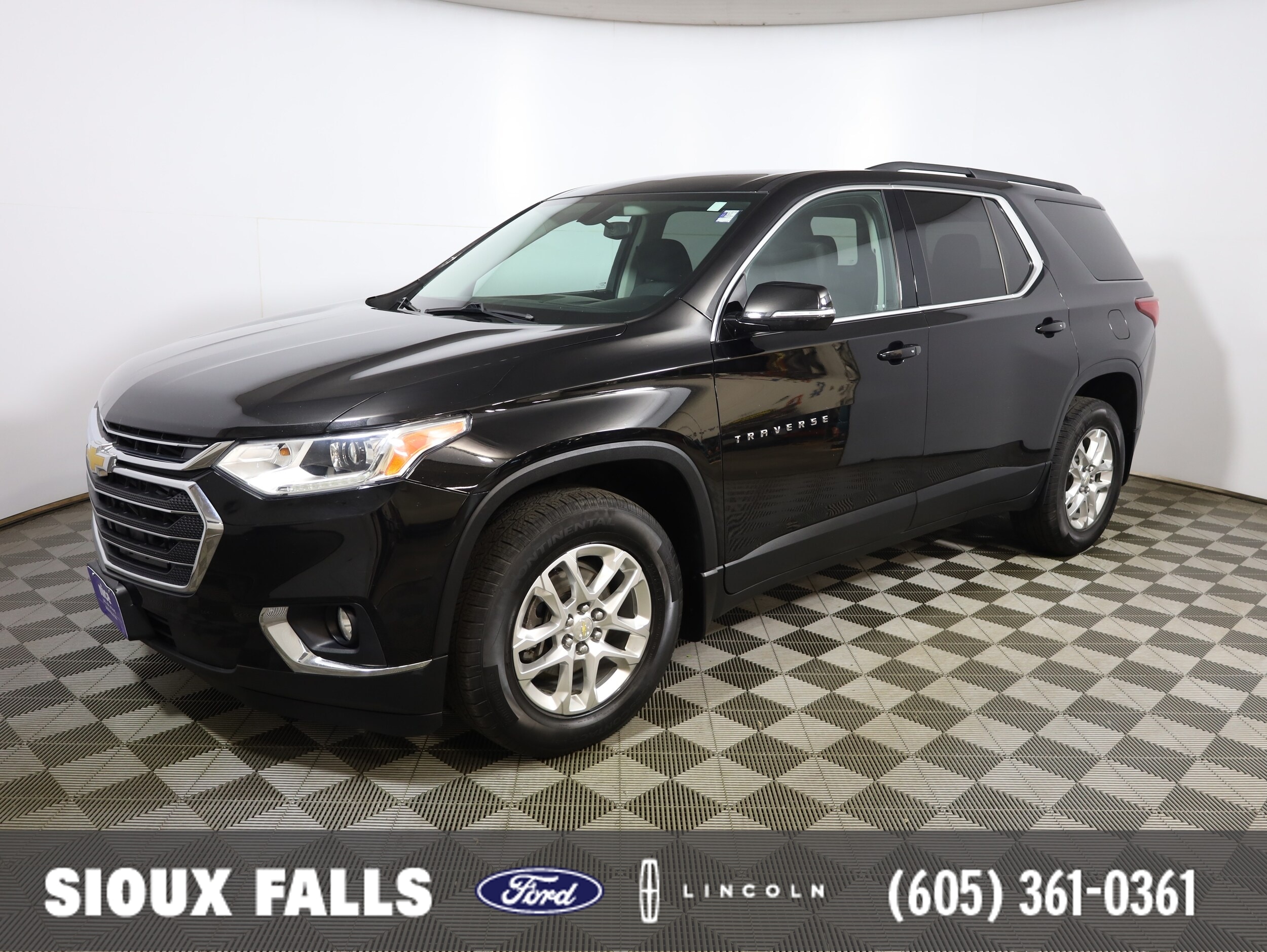 2019 Chevrolet Traverse AWD 1LT's photo