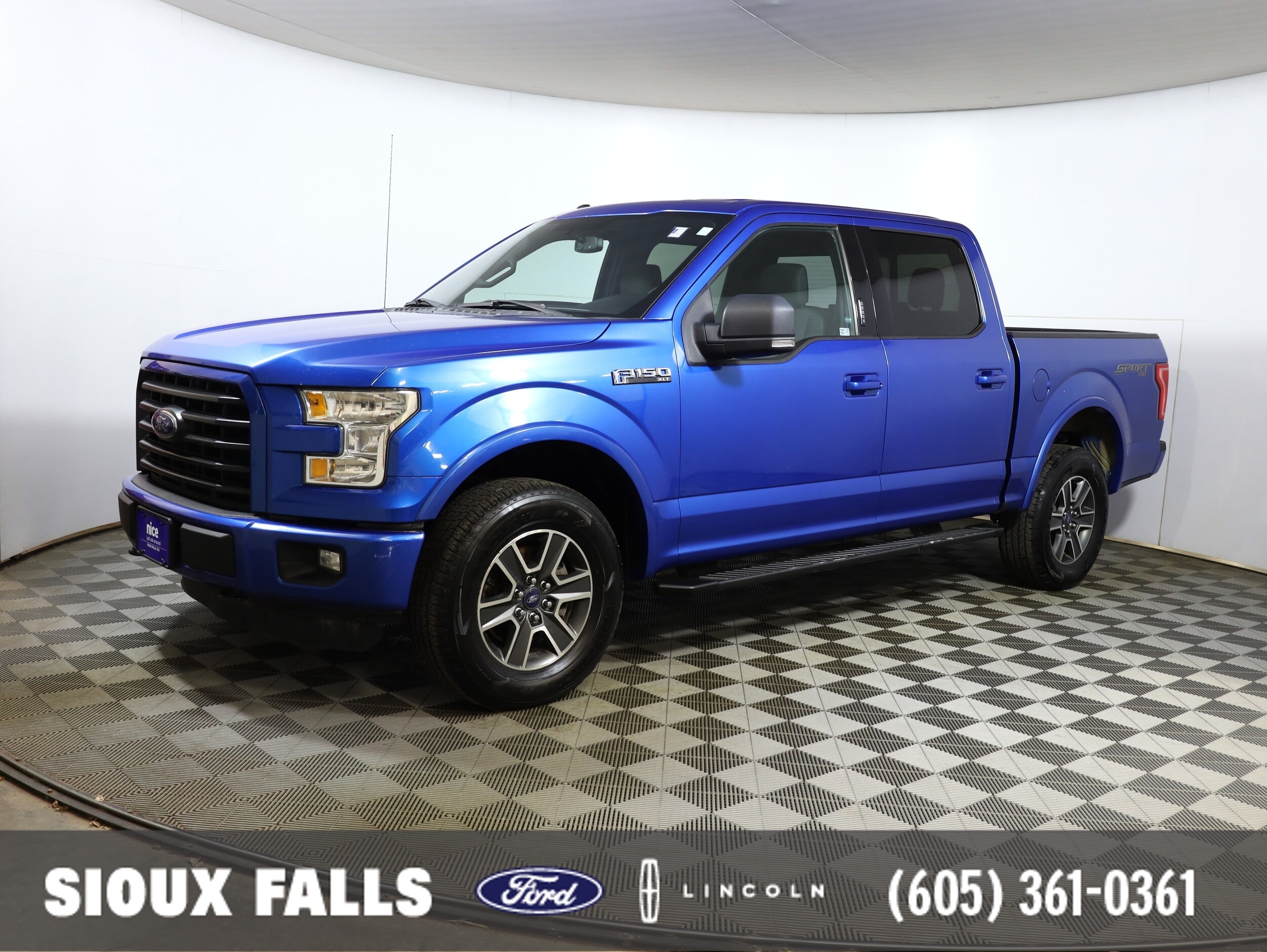 2015 Ford F-150 XLT's photo