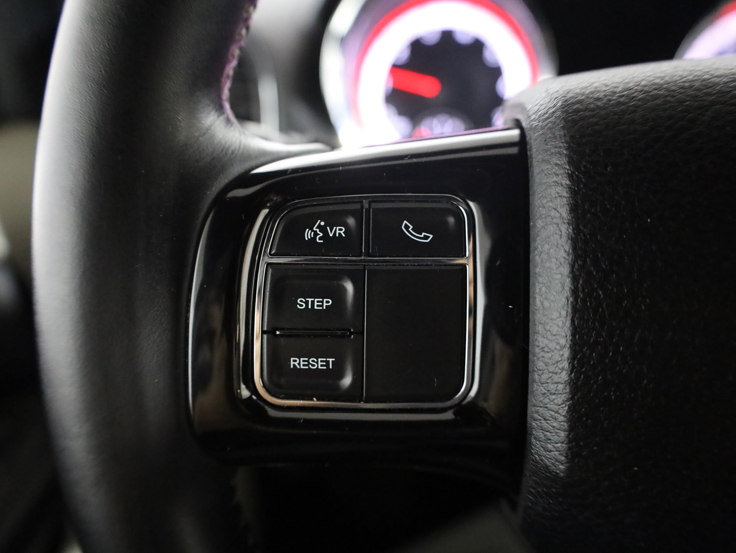 2017 Dodge Grand Caravan SXT - Photo 23