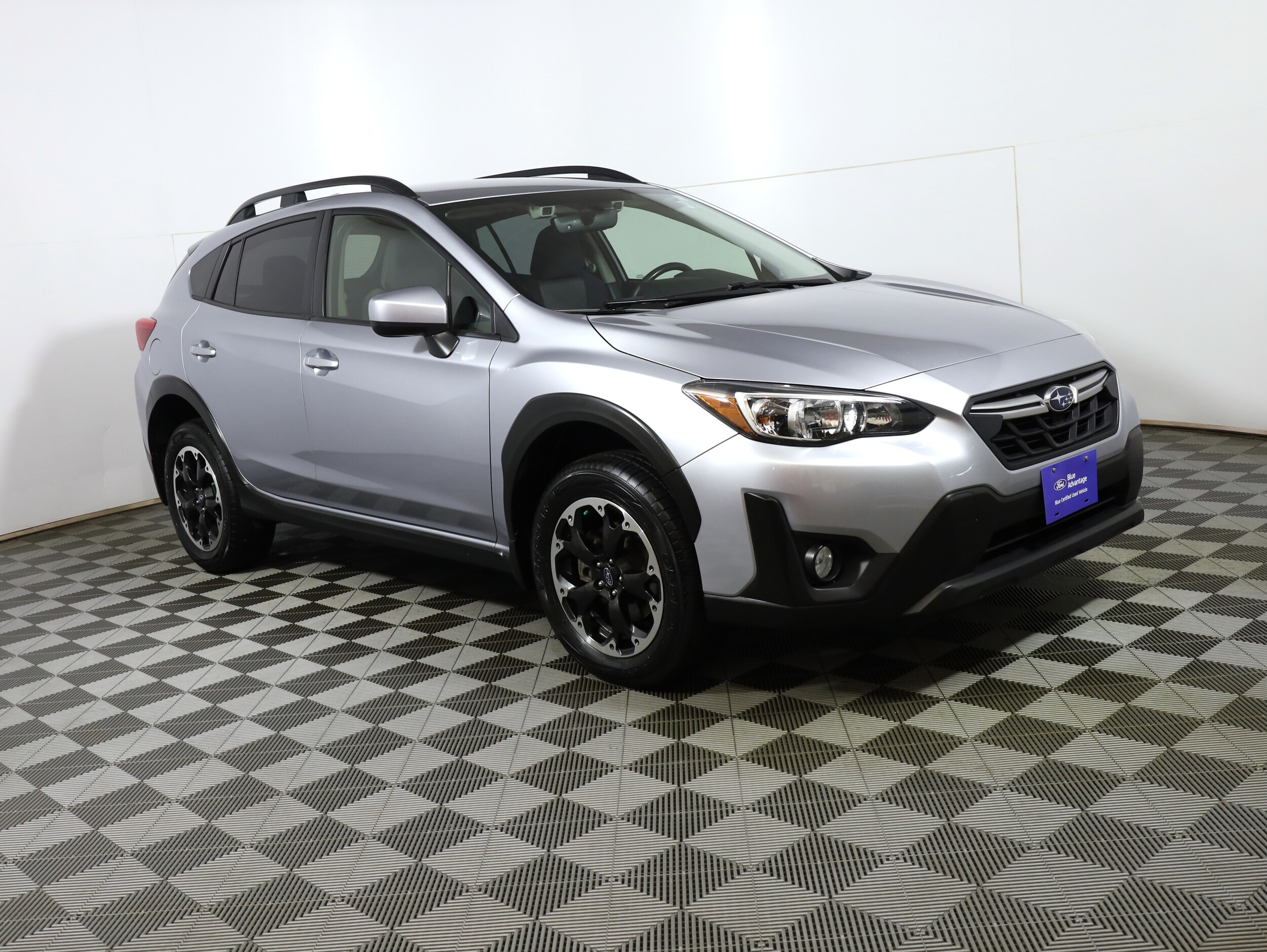 2023 Subaru Crosstrek Premium photo 3