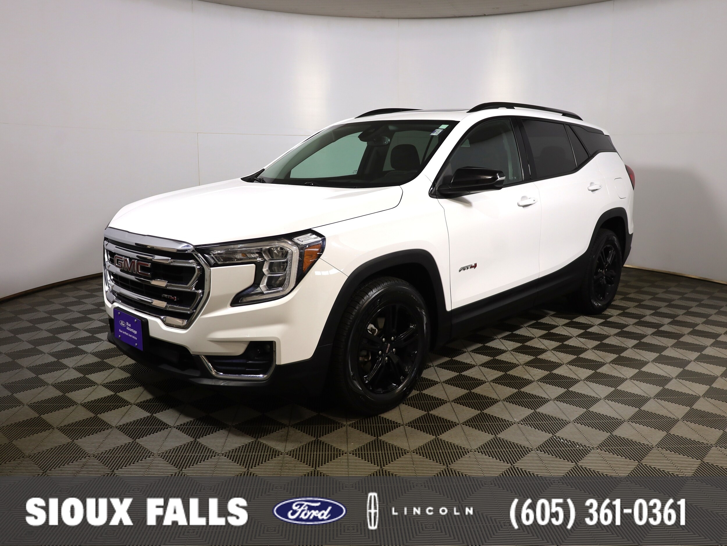 2022 GMC Terrain AT4 AWD's photo