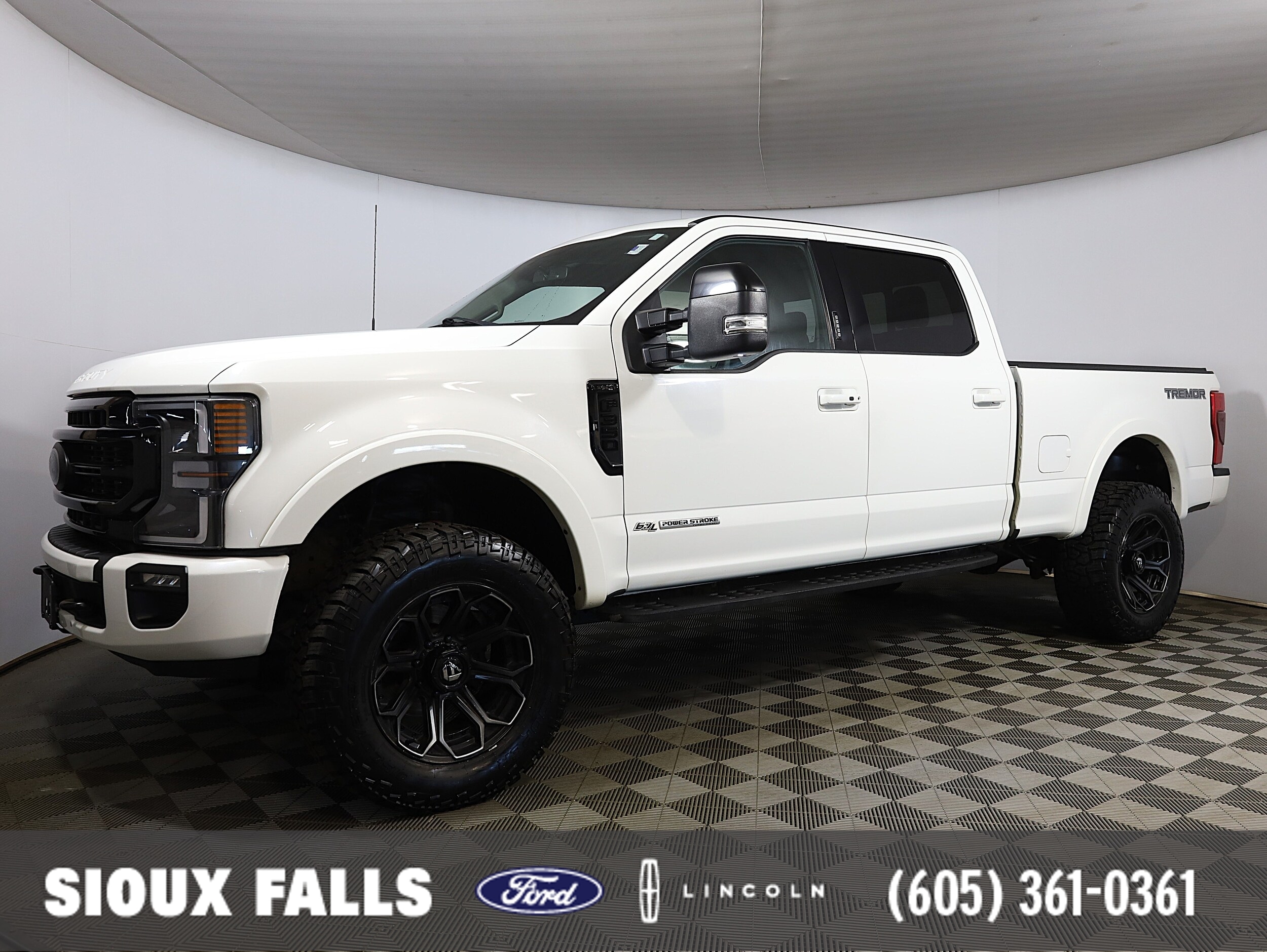2020 Ford F-350 Super Duty Lariat Crew Cab 4WD