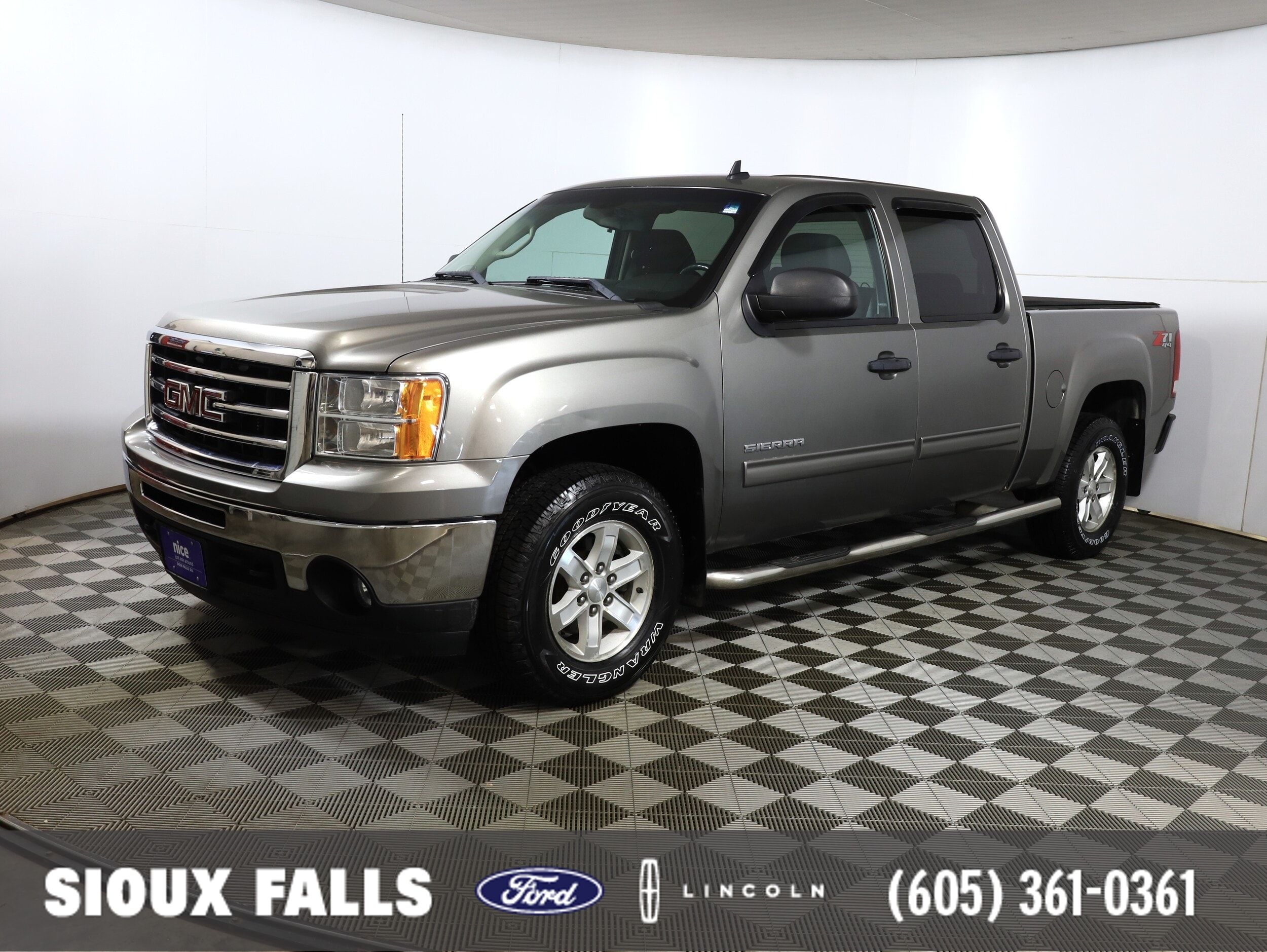 2012 GMC Sierra 1500 SLE's photo