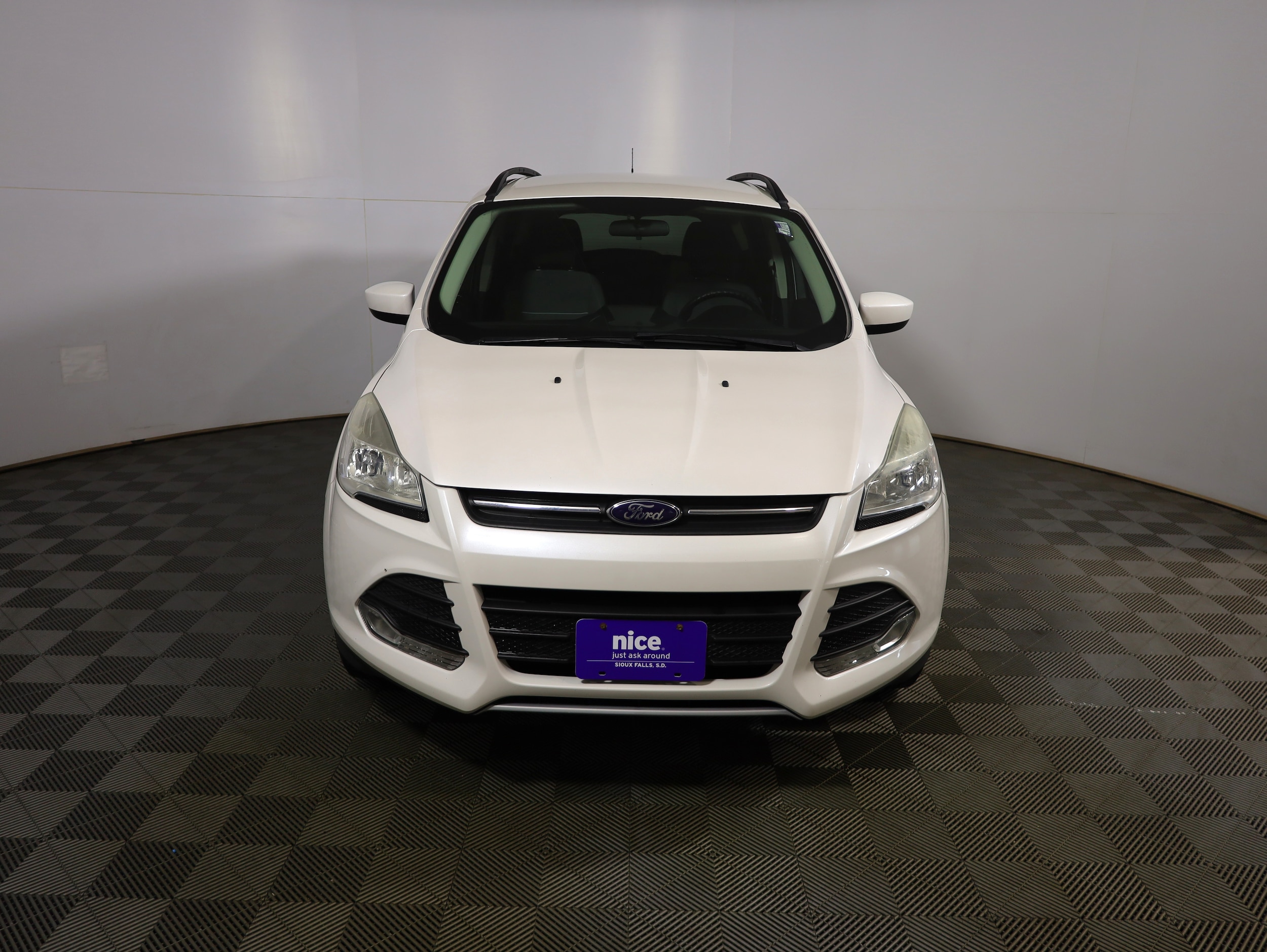 Used 2014 Ford Escape SE with VIN 1FMCU9GX8EUB80333 for sale in Sioux Falls, SD