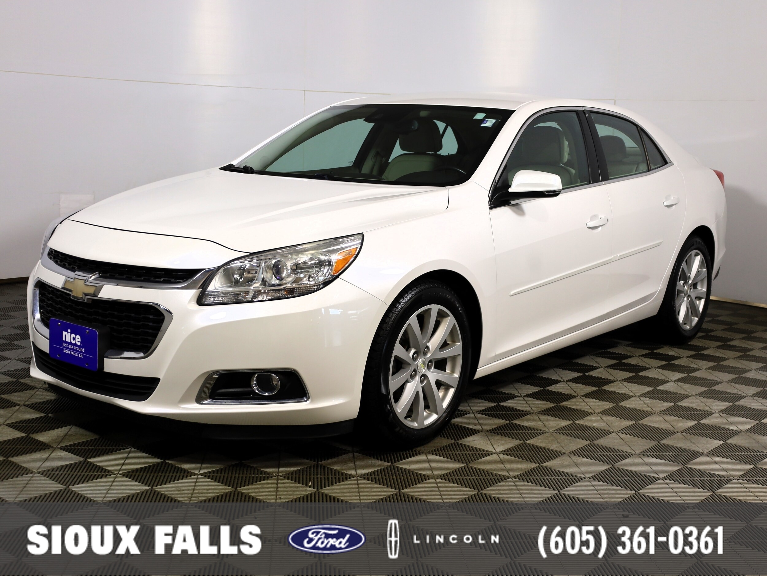 2015 Chevrolet Malibu 2LT's photo