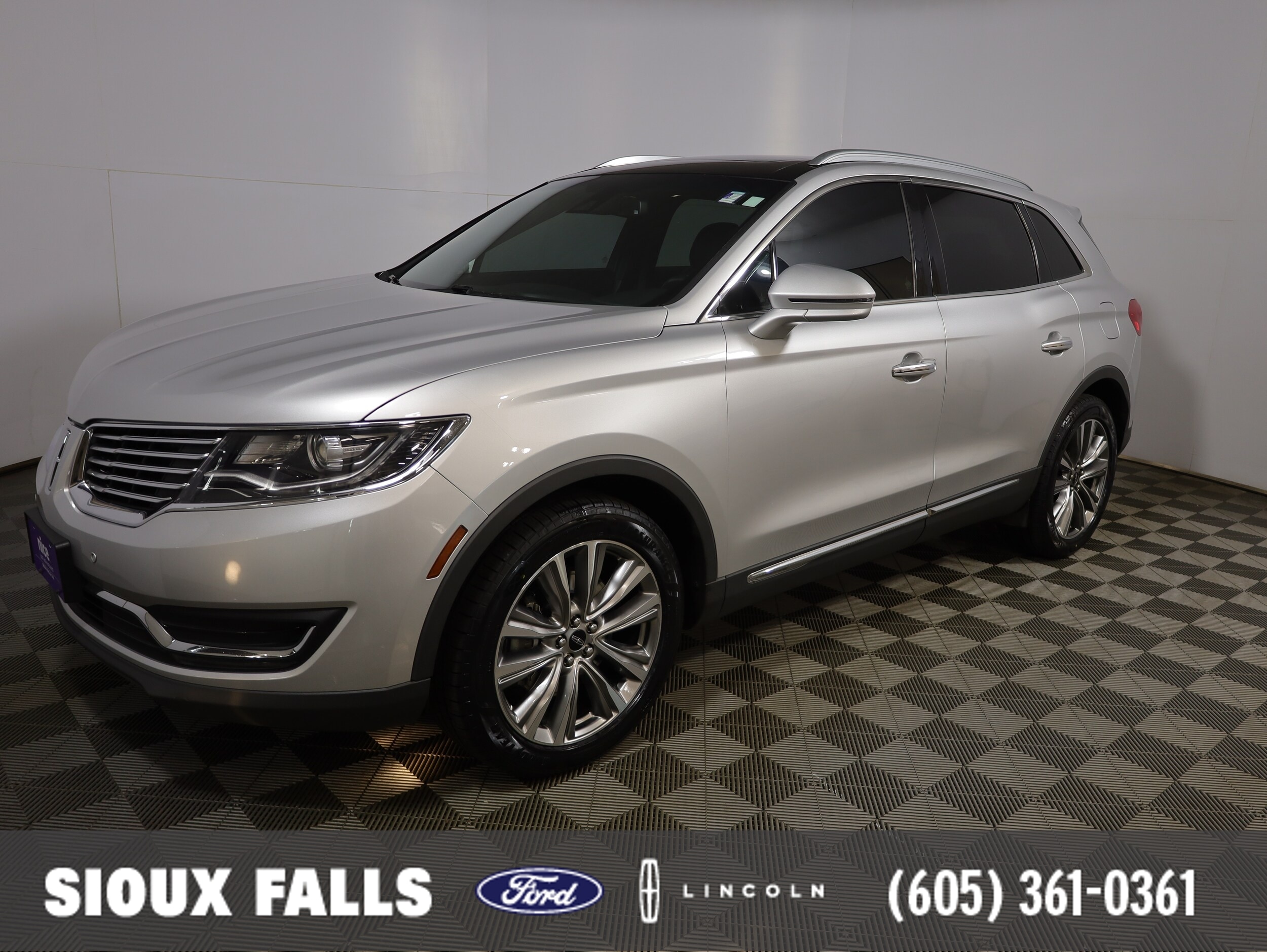2016 Lincoln MKX Reserve AWD's photo