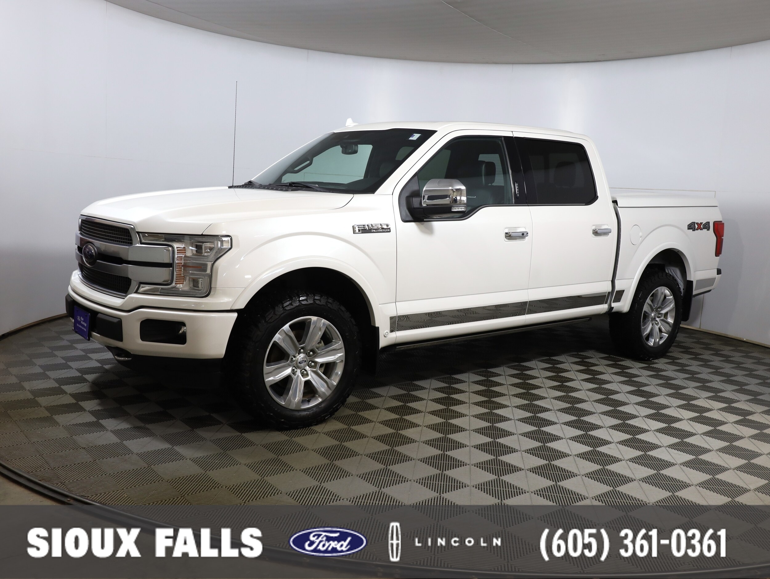 2018 Ford F-150 Platinum's photo