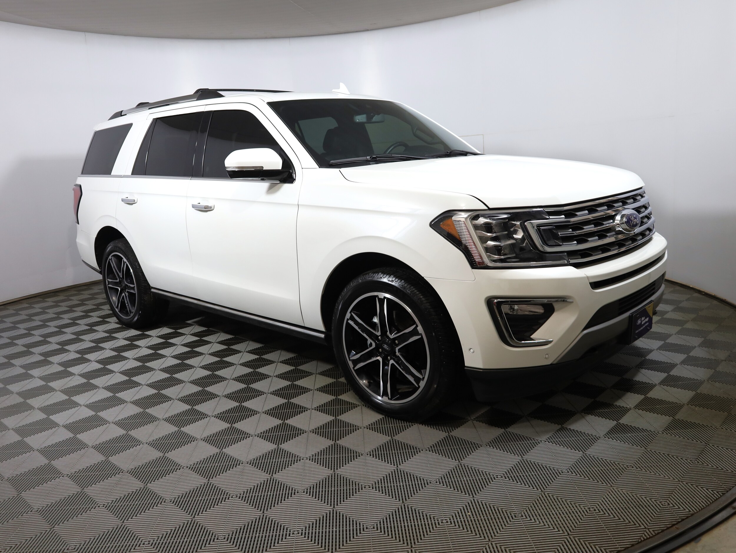 2021 Ford Expedition Limited photo 3