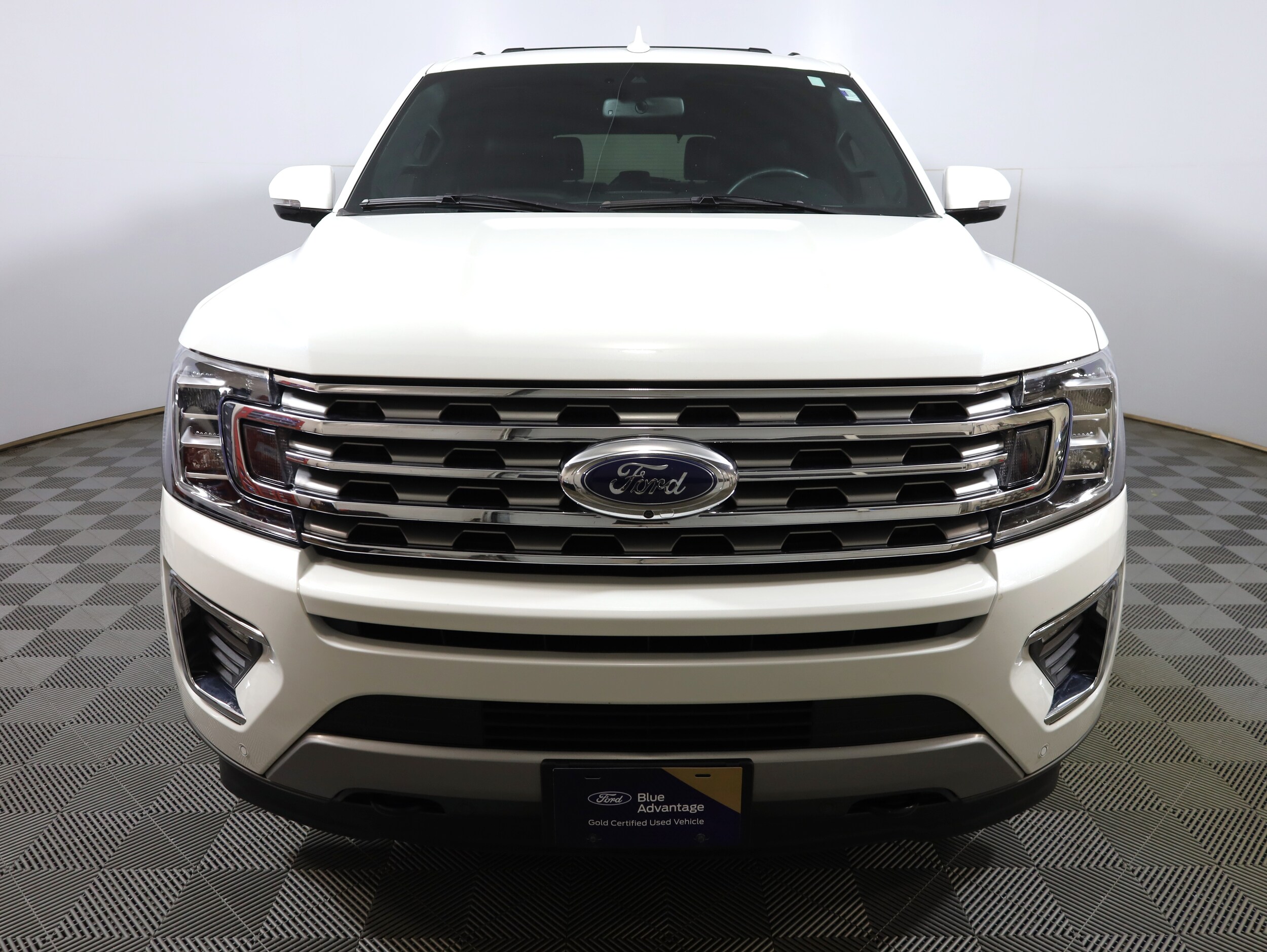 2021 Ford Expedition Limited photo 2