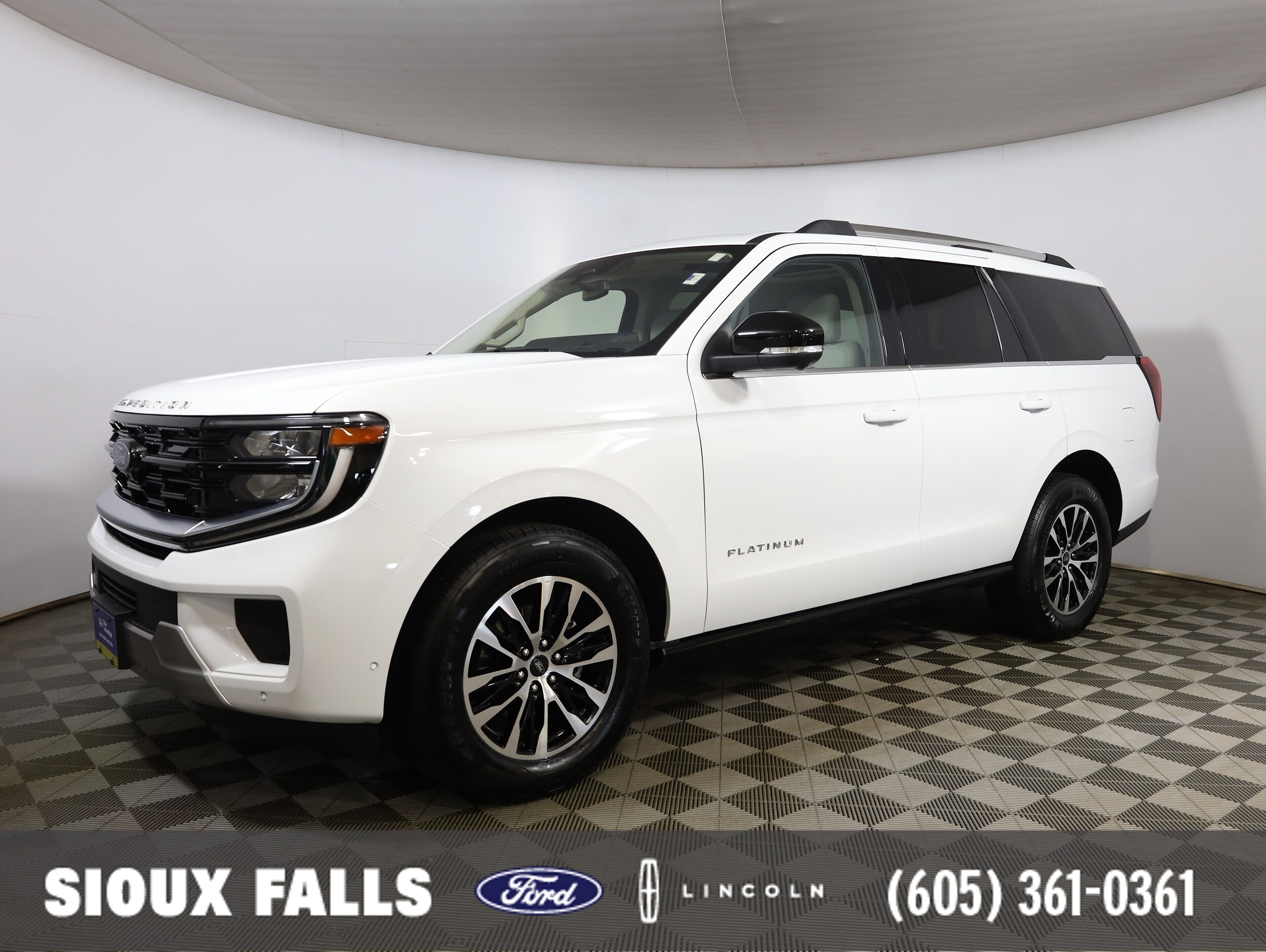 2025 Ford Expedition Platinum 4x4's photo