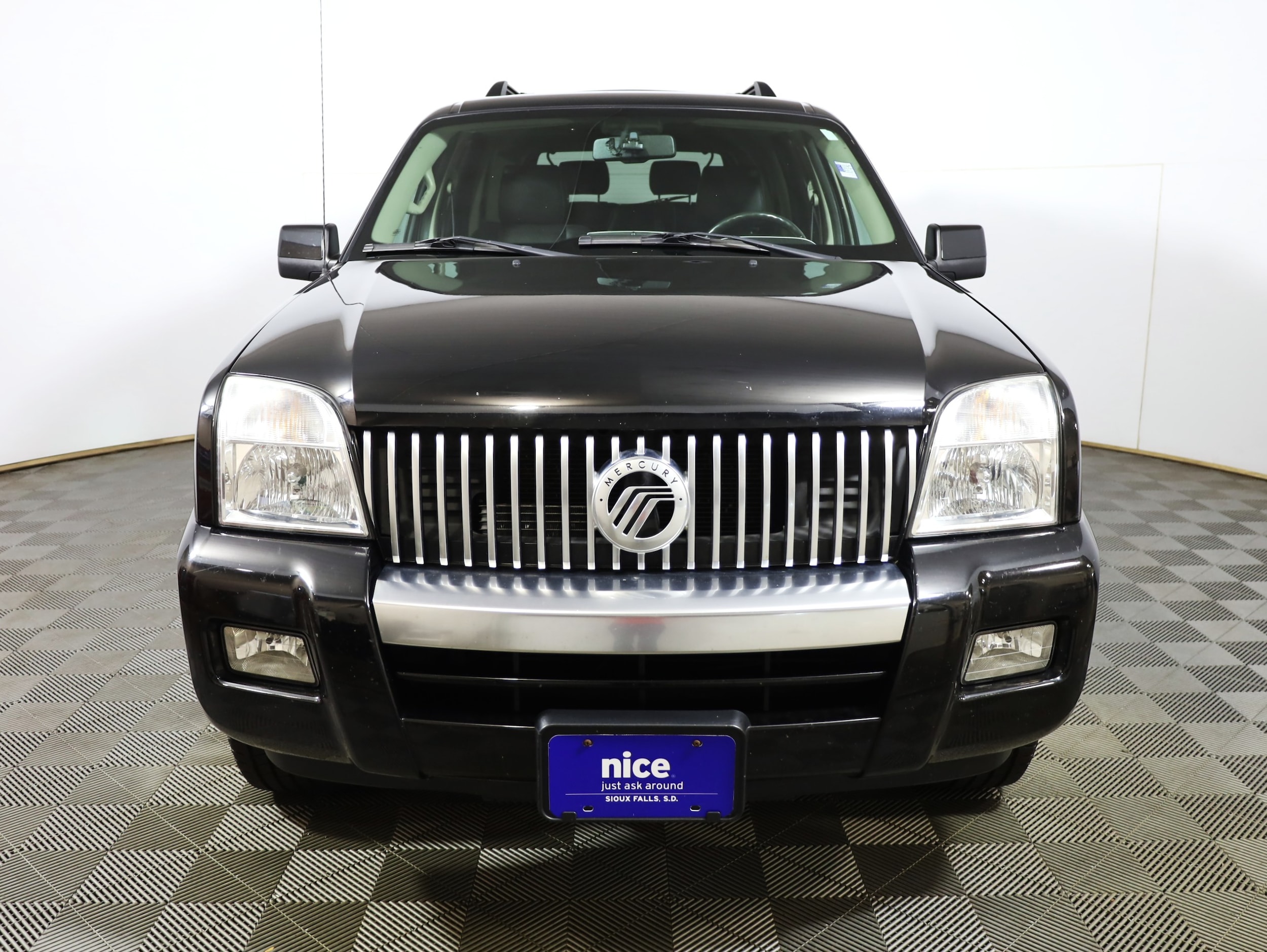 Used 2008 Mercury Mountaineer Base with VIN 4M2EU47E28UJ17824 for sale in Sioux Falls, SD