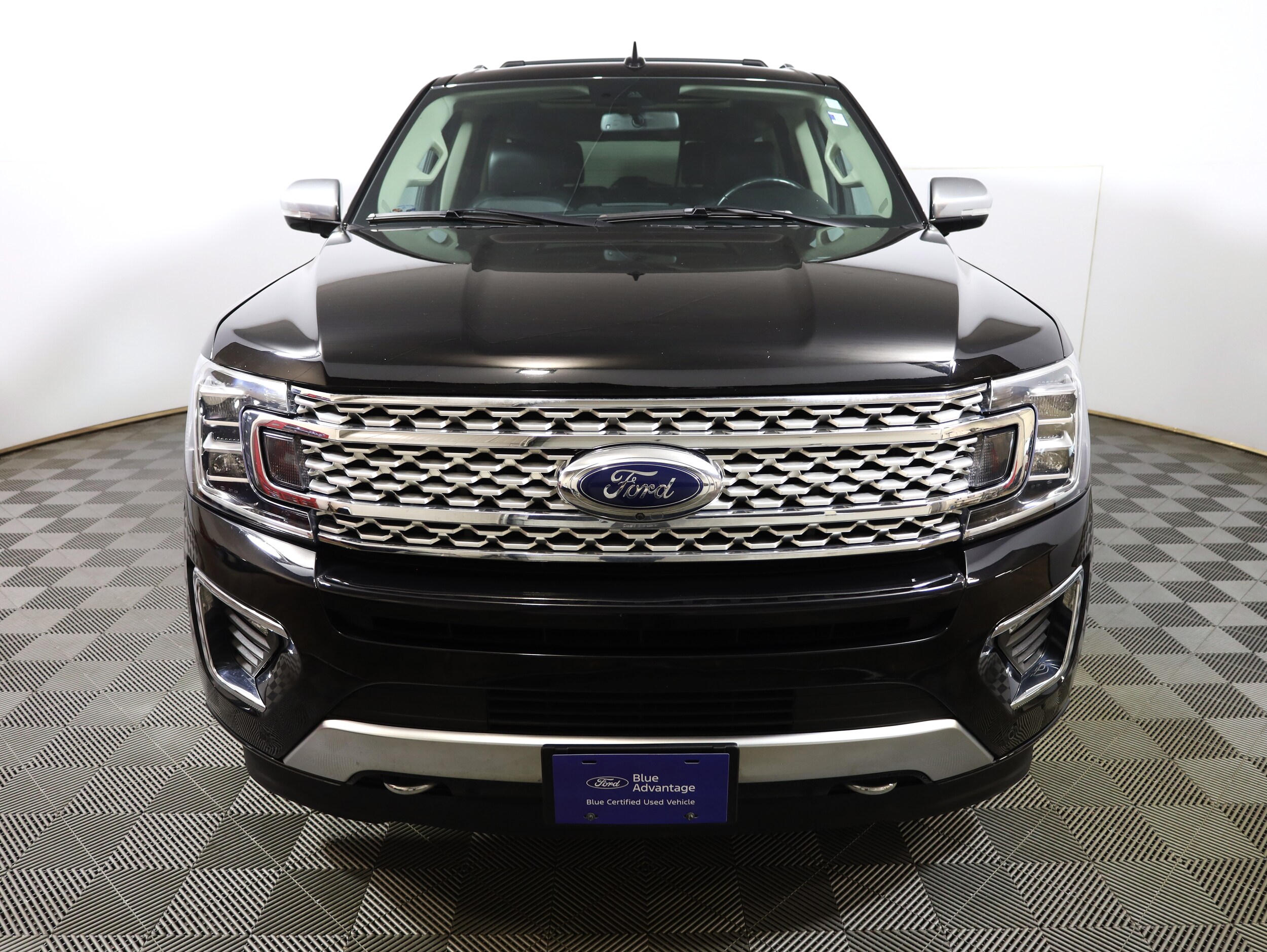 2020 Ford Expedition MAX Platinum photo 2