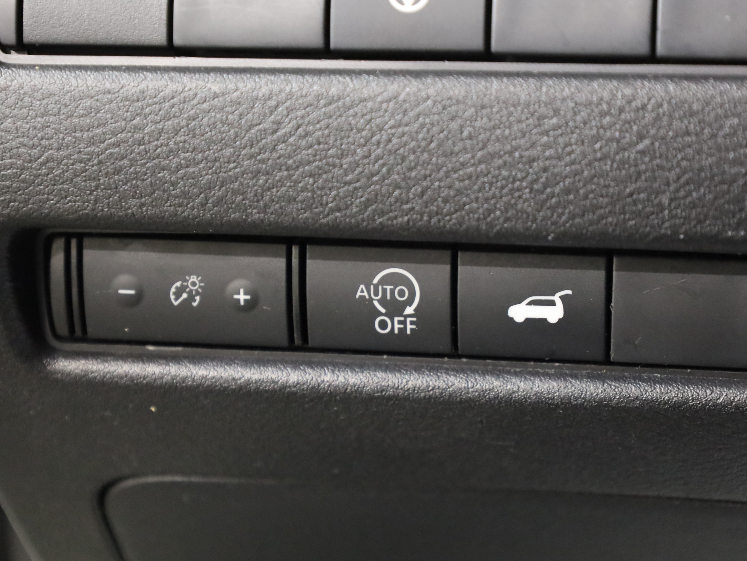 2023 Nissan Rogue SL - Photo 30
