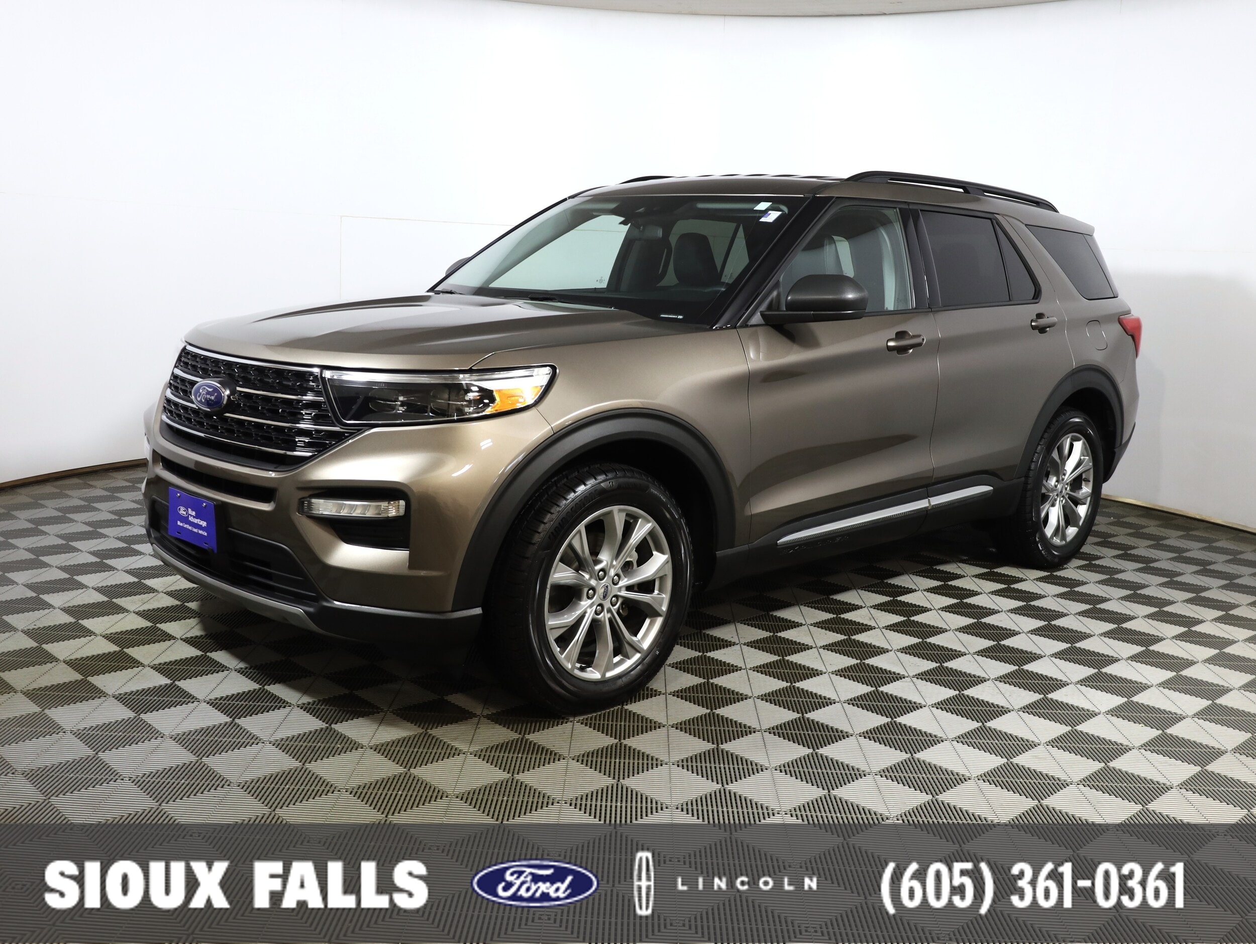 2021 Ford Explorer XLT's photo