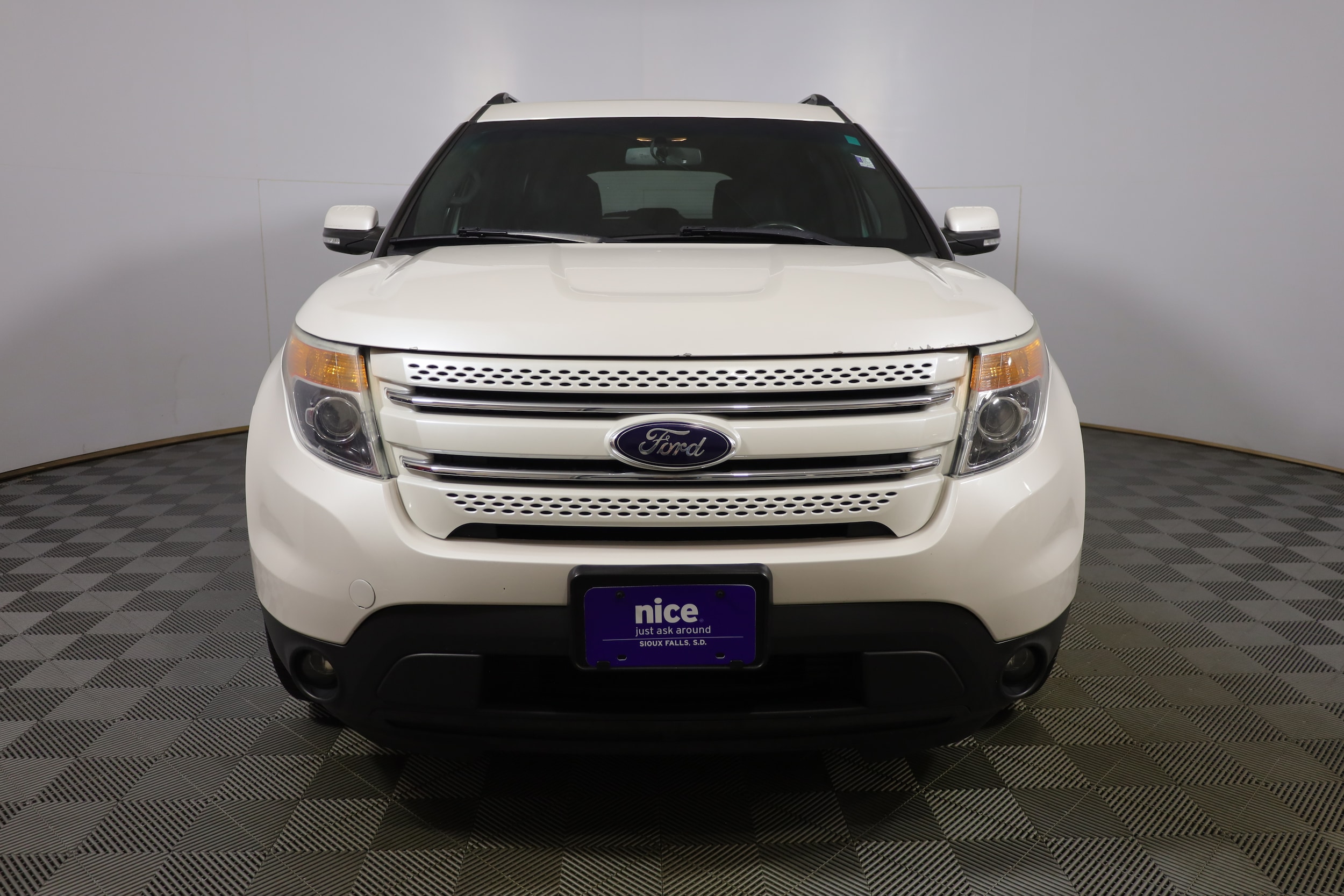 Used 2015 Ford Explorer Limited with VIN 1FM5K8F88FGB52759 for sale in Sioux Falls, SD
