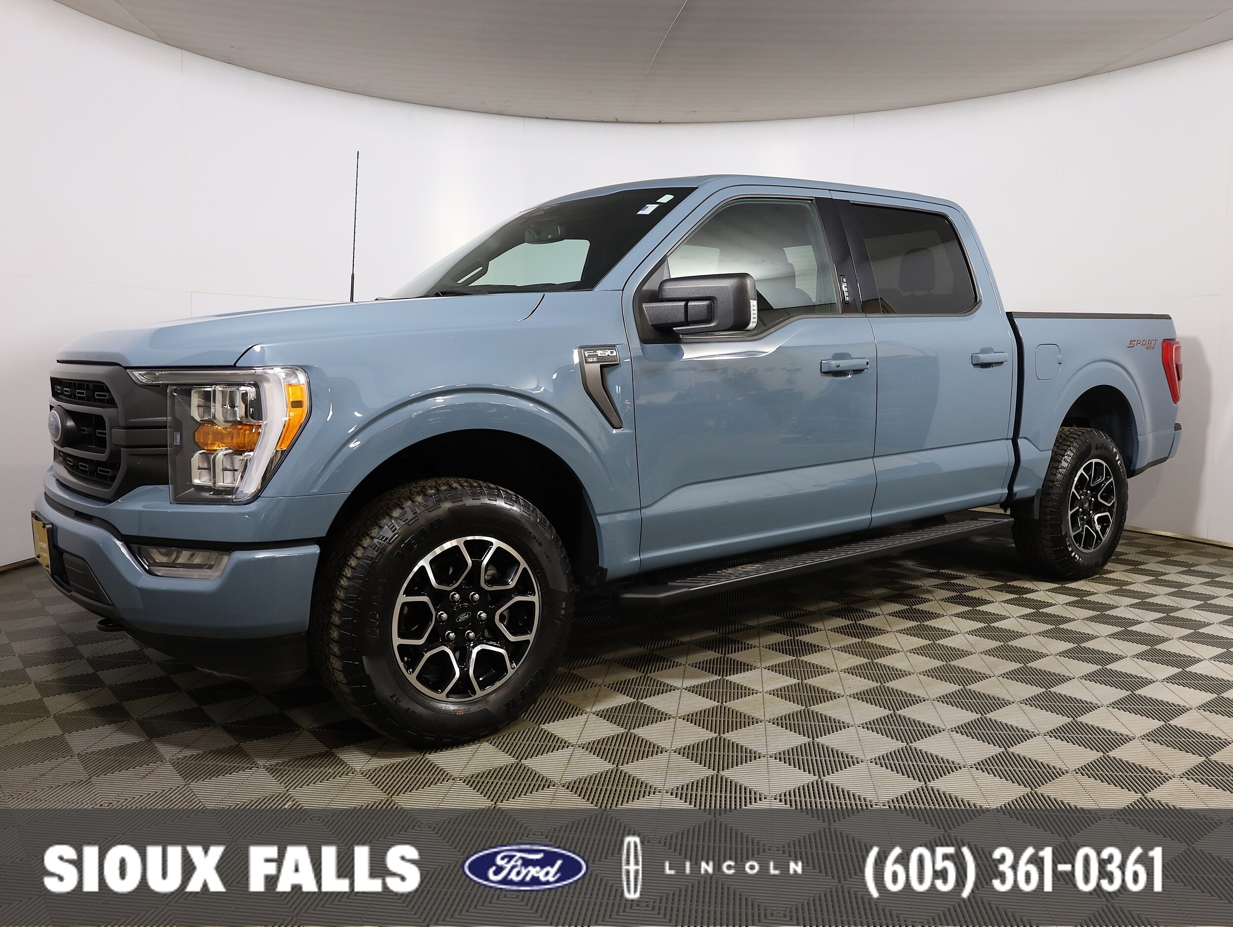 2023 Ford F-150 XLT SuperCrew 4WD