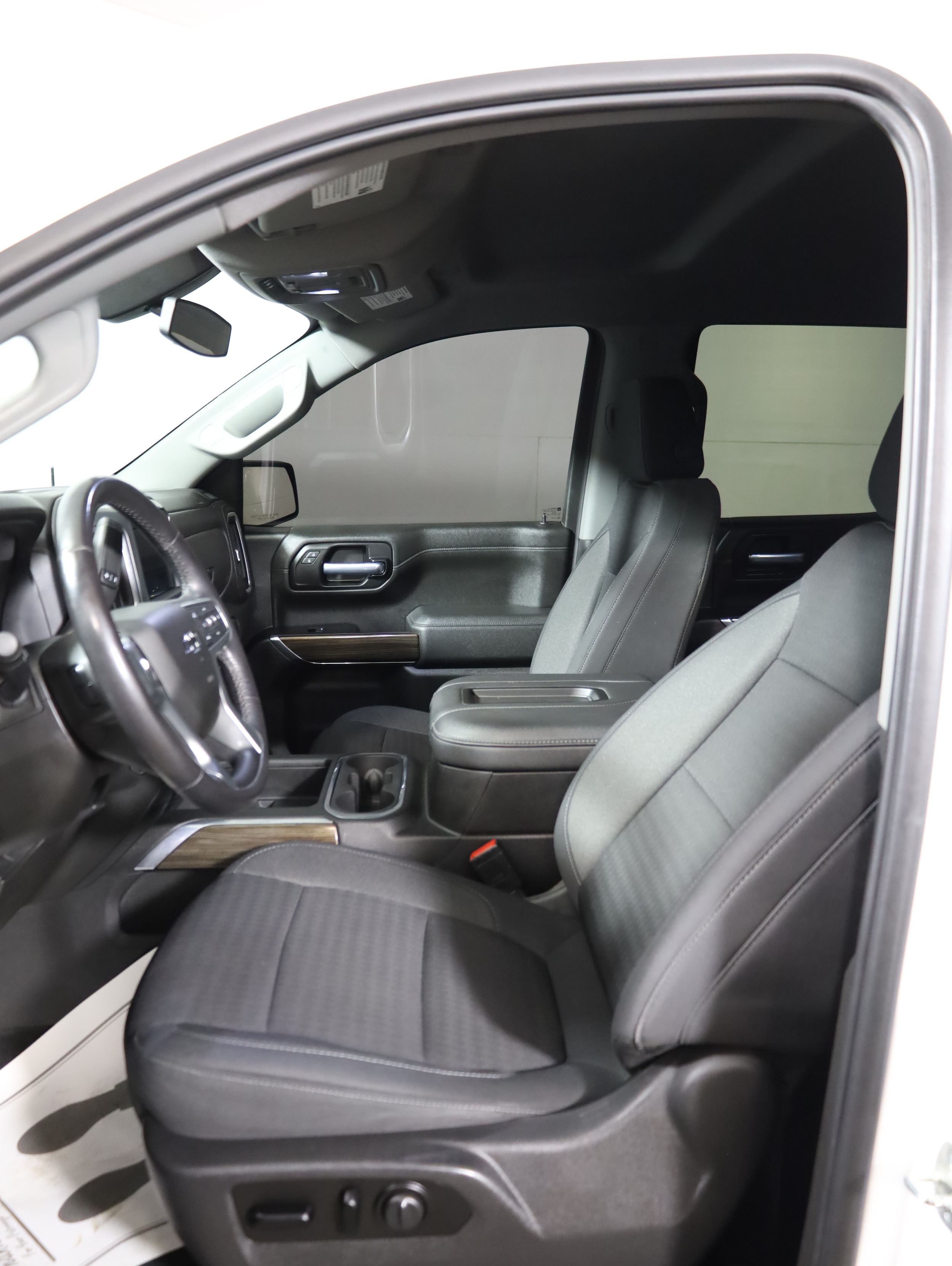 2021 Chevrolet Silverado 1500 RST - Photo 6