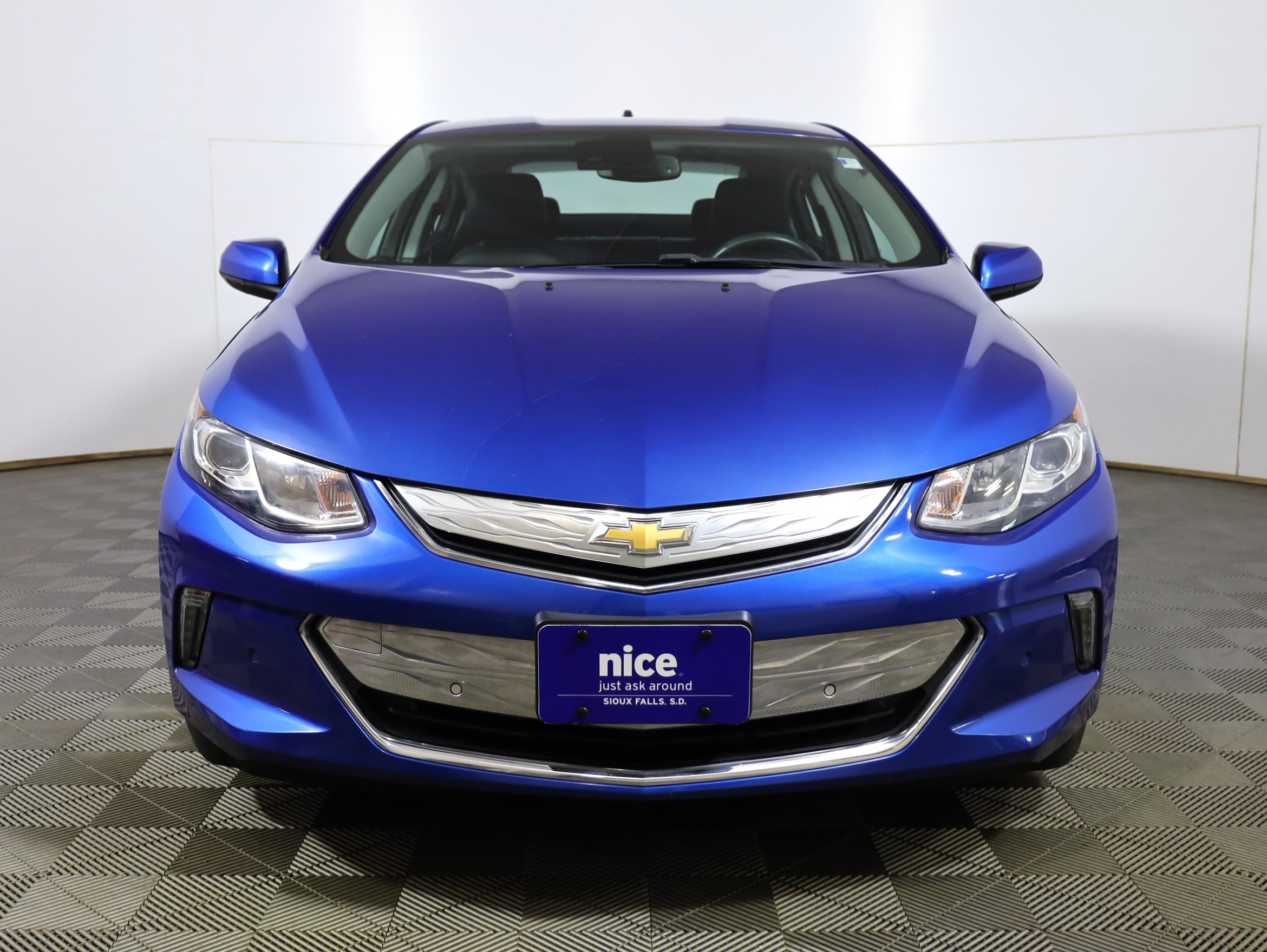 Used 2016 Chevrolet Volt Premier with VIN 1G1RB6S57GU121147 for sale in Sioux Falls, SD