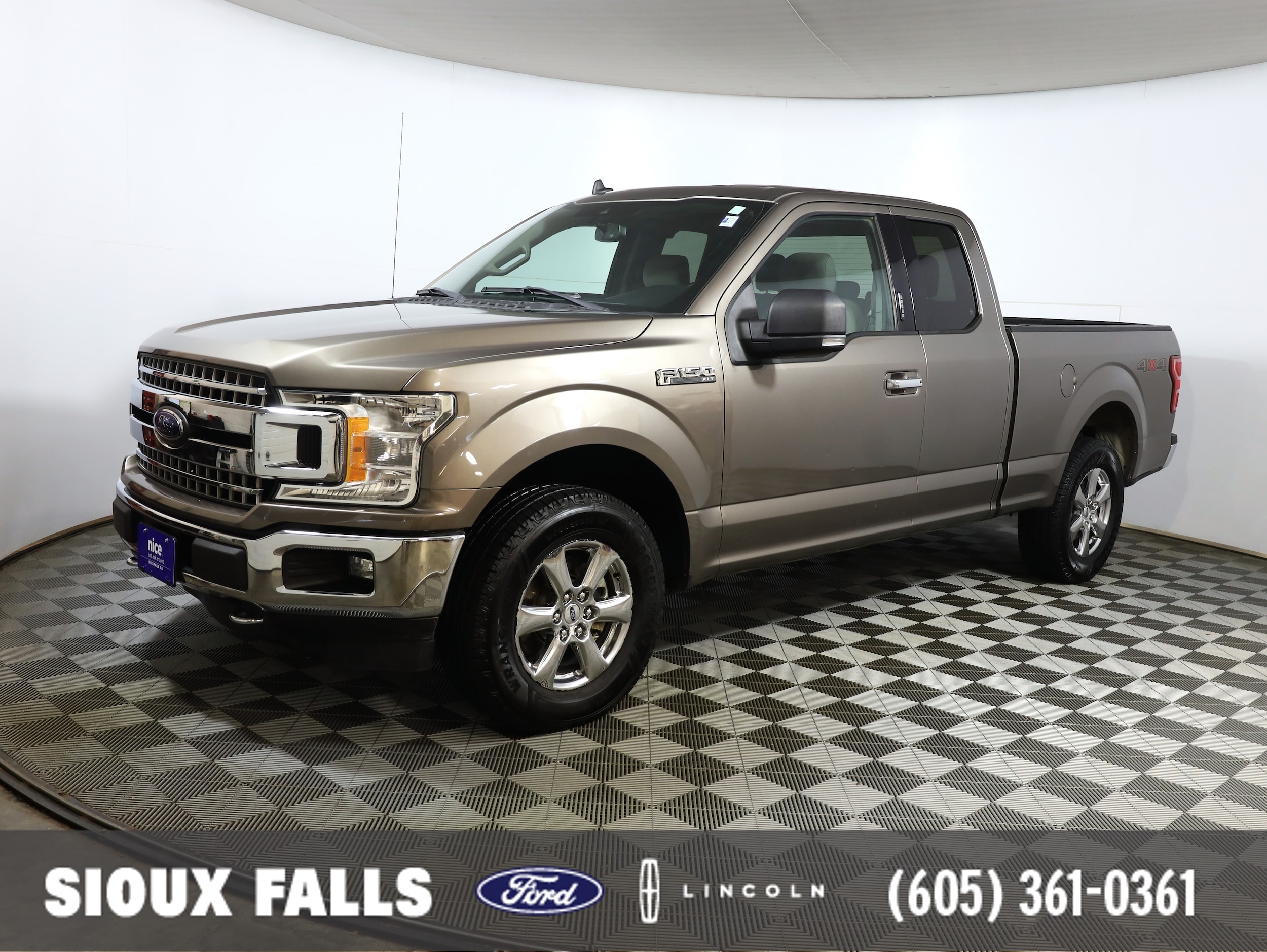 2019 Ford F-150 XLT's photo