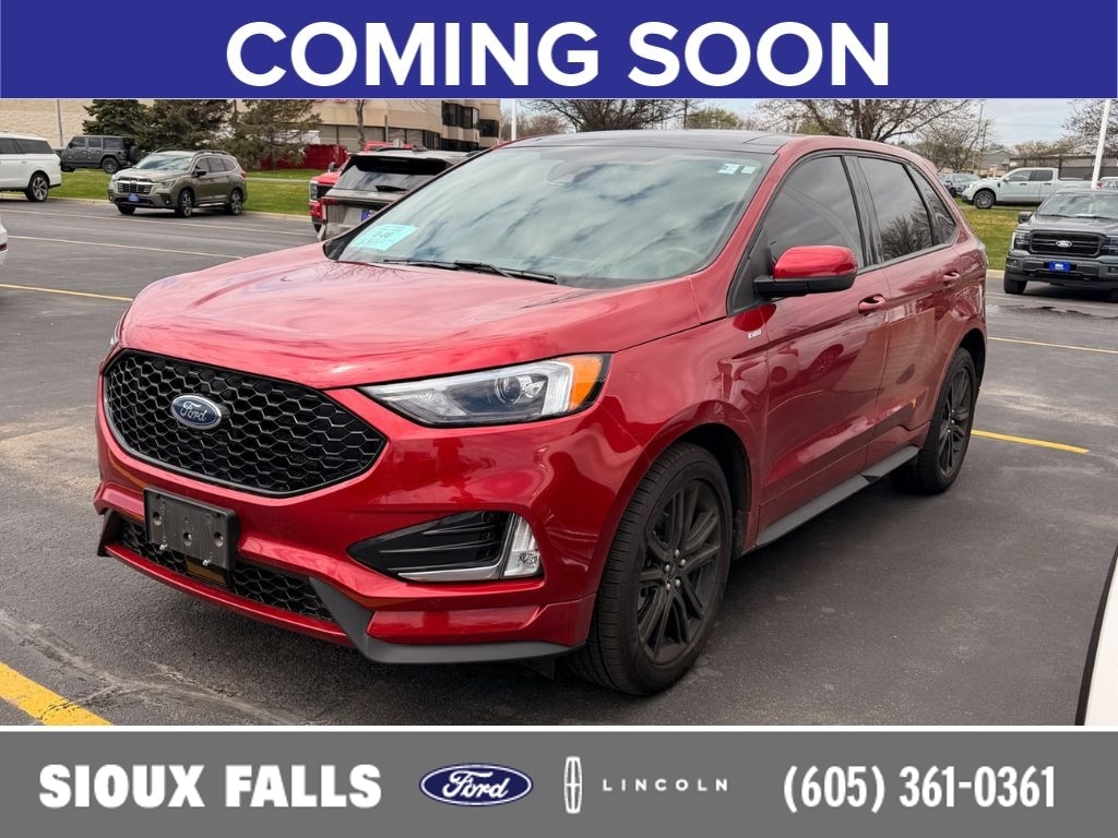 2023 Ford Edge ST-Line AWD's photo